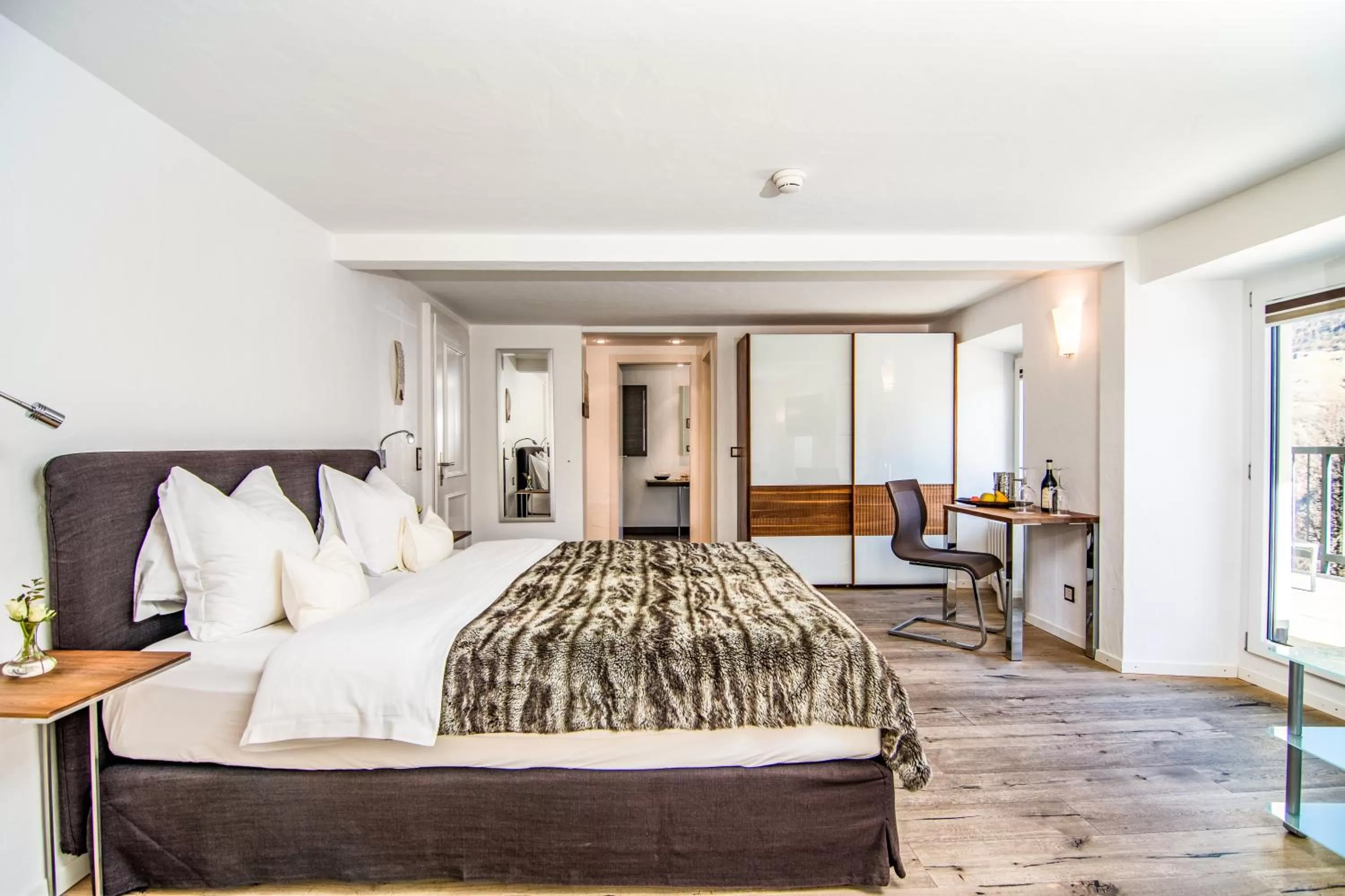 Bed in Waldhotel Fletschhorn Saas-Fee