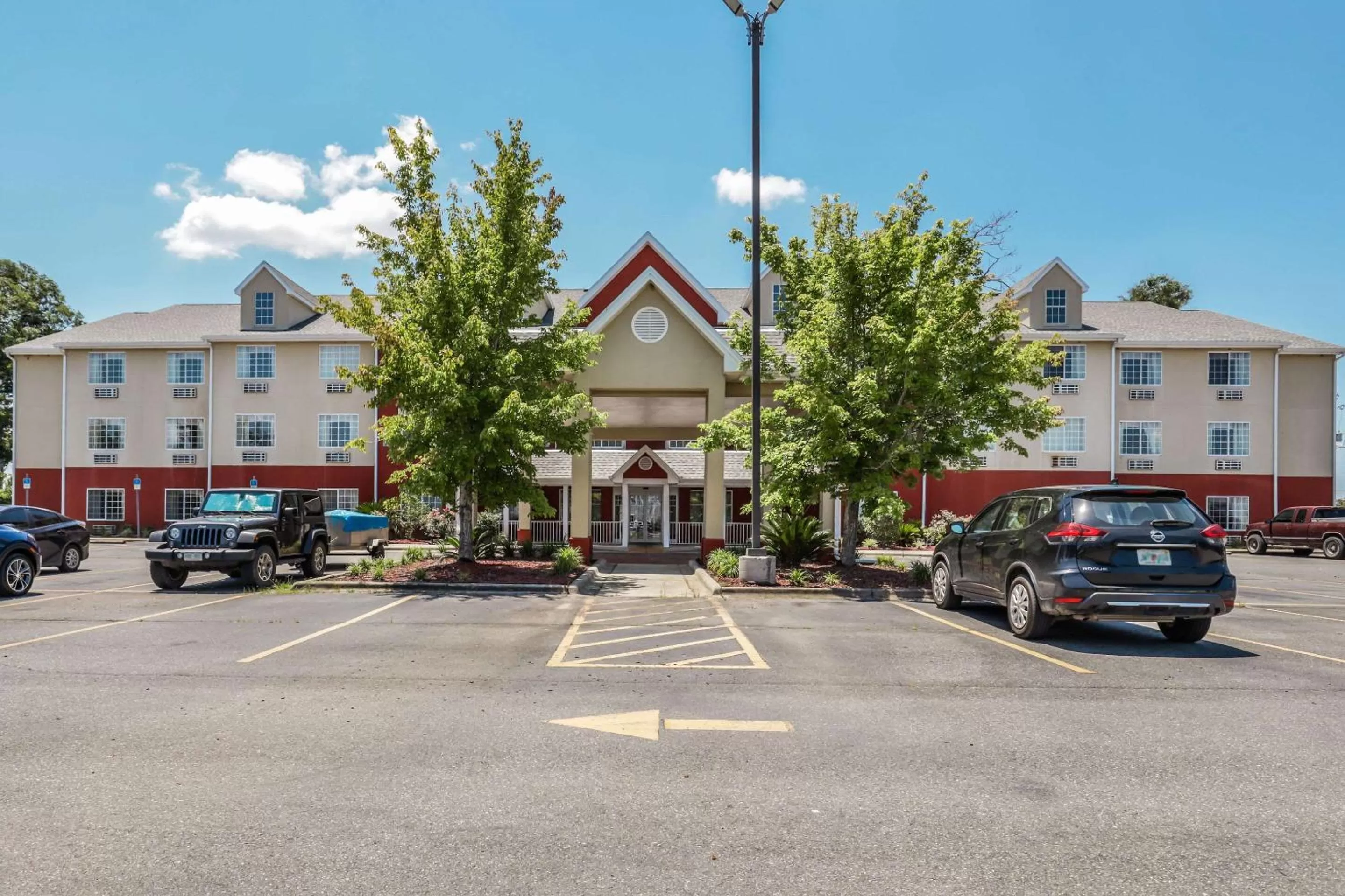 Econo Lodge Inn & Suites Marianna South