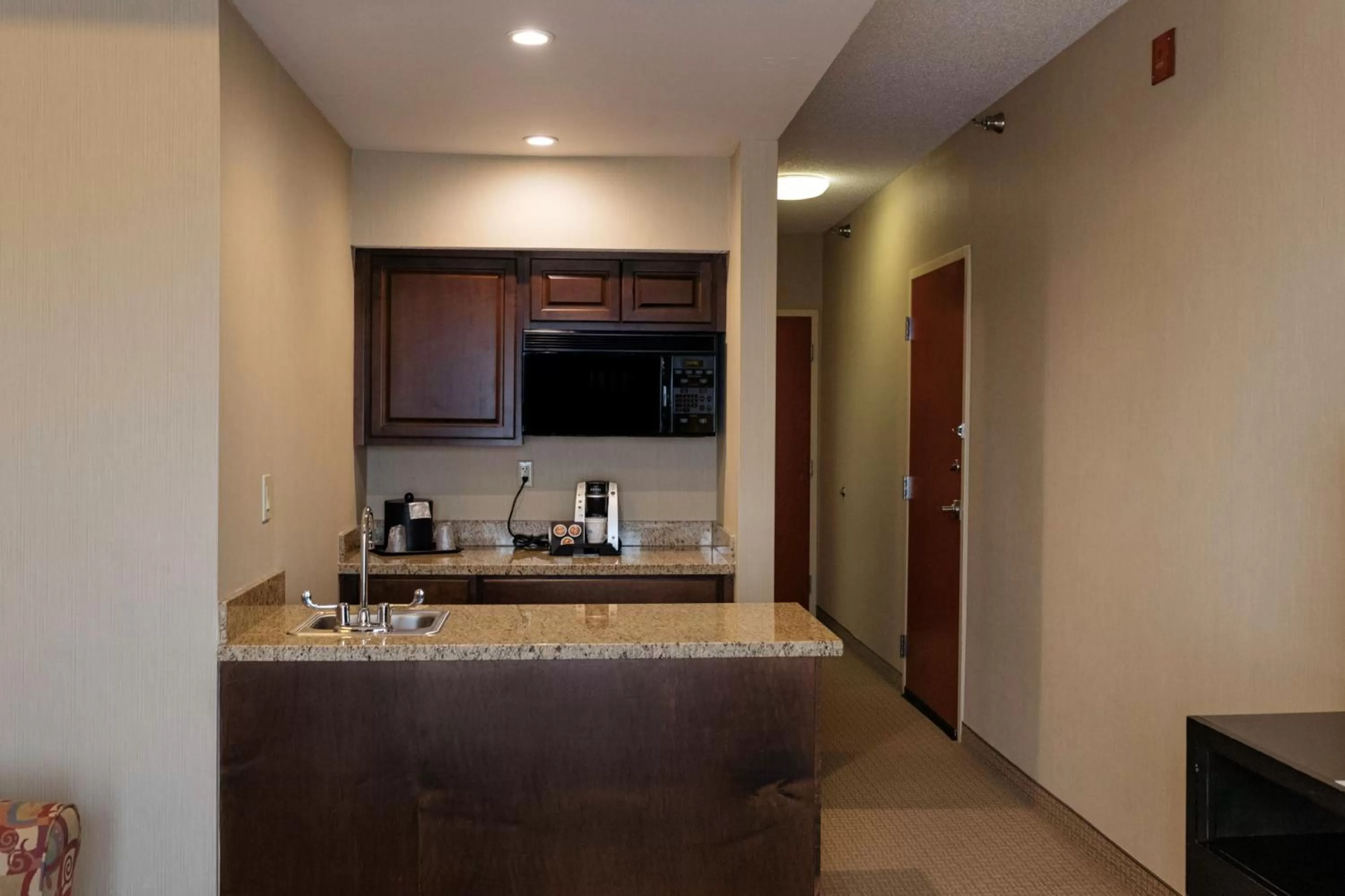 Photo of the whole room in Holiday Inn Express & Suites - Olathe North by IHG