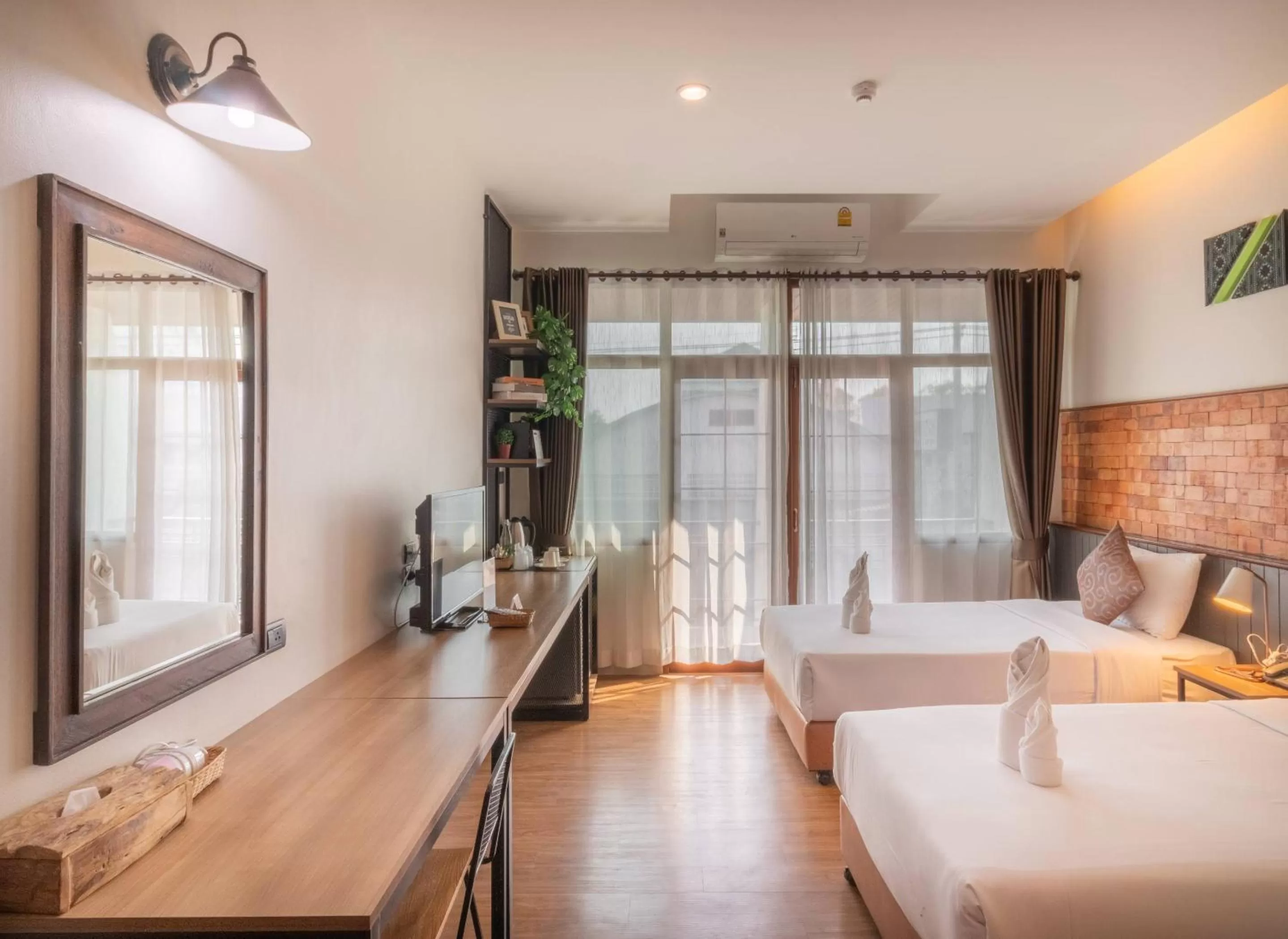 Bedroom, Bed in The Old City Wall Inn