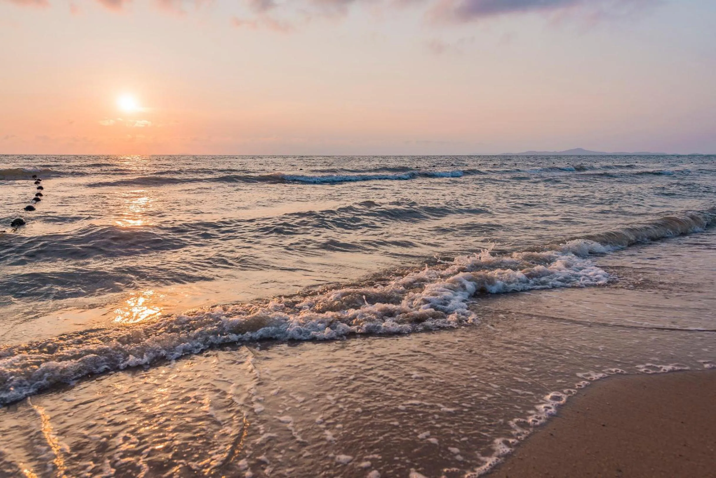 Beach in Pinnacle Grand Jomtien Resort and Beach Club