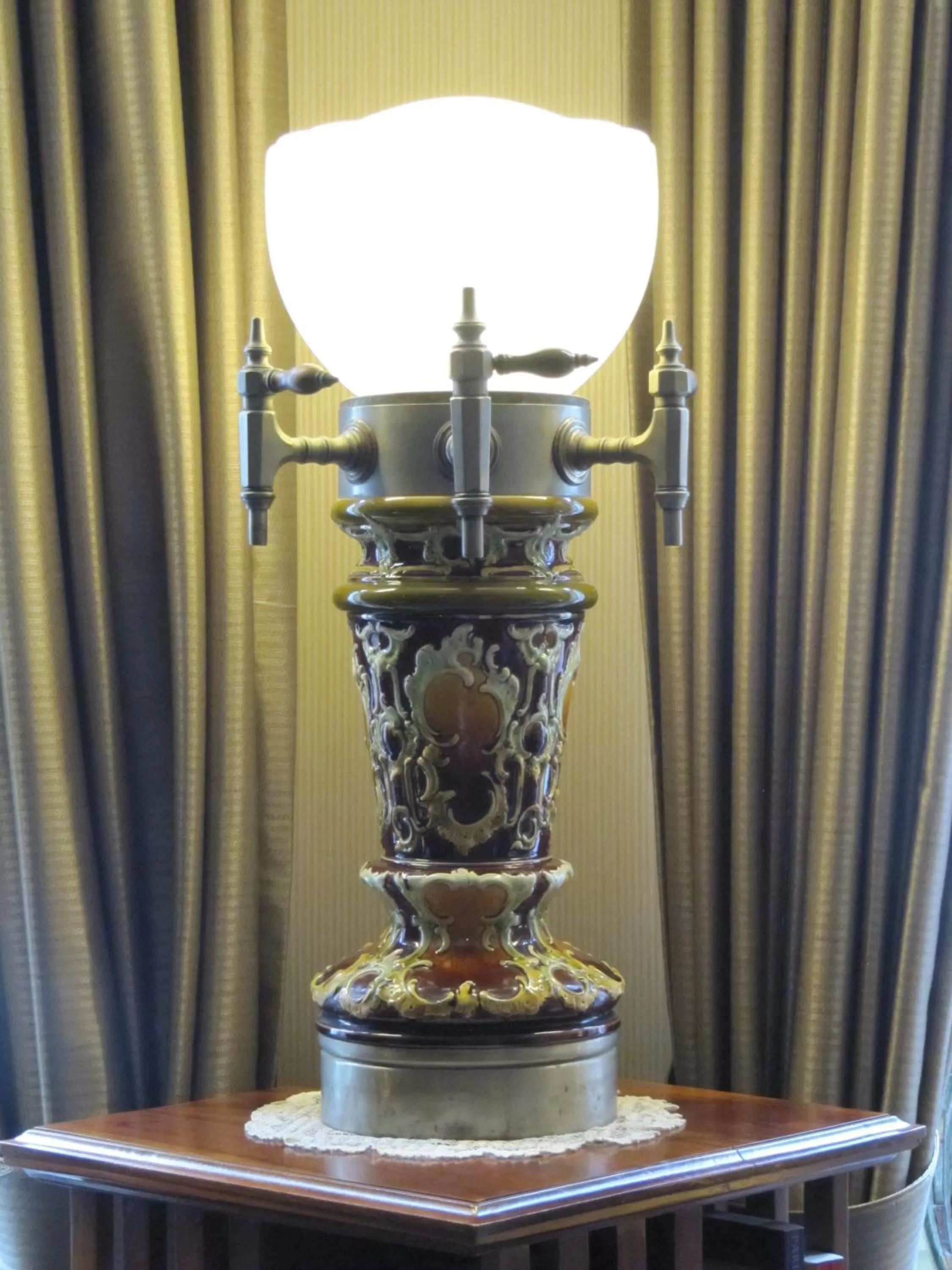 Decorative detail in Hotel Fevery