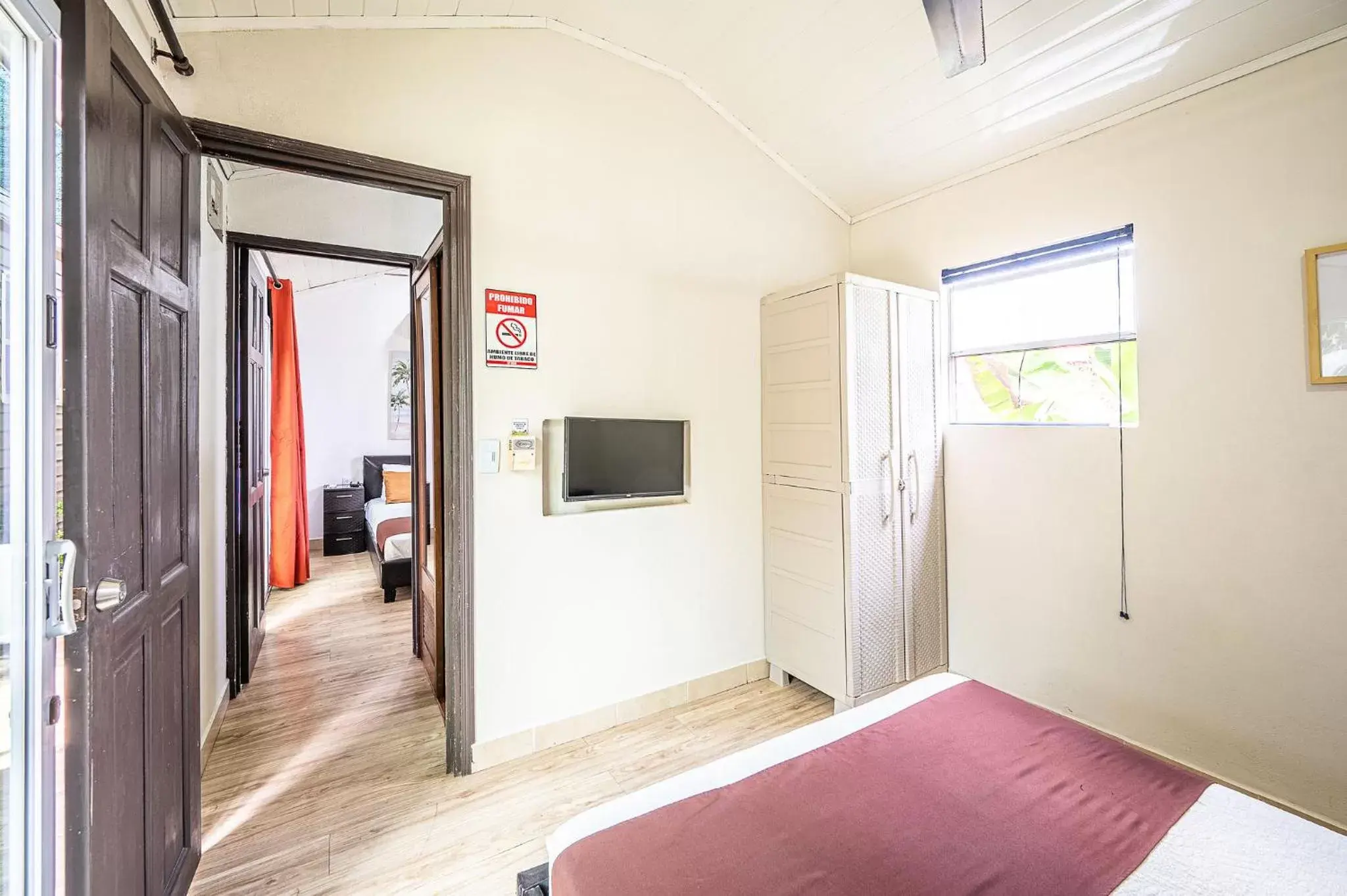 Double Room with Two Double Beds in Jaco Lodge Quiet Place Double Room with Two Double Beds in Jaco Lodge Quiet Place