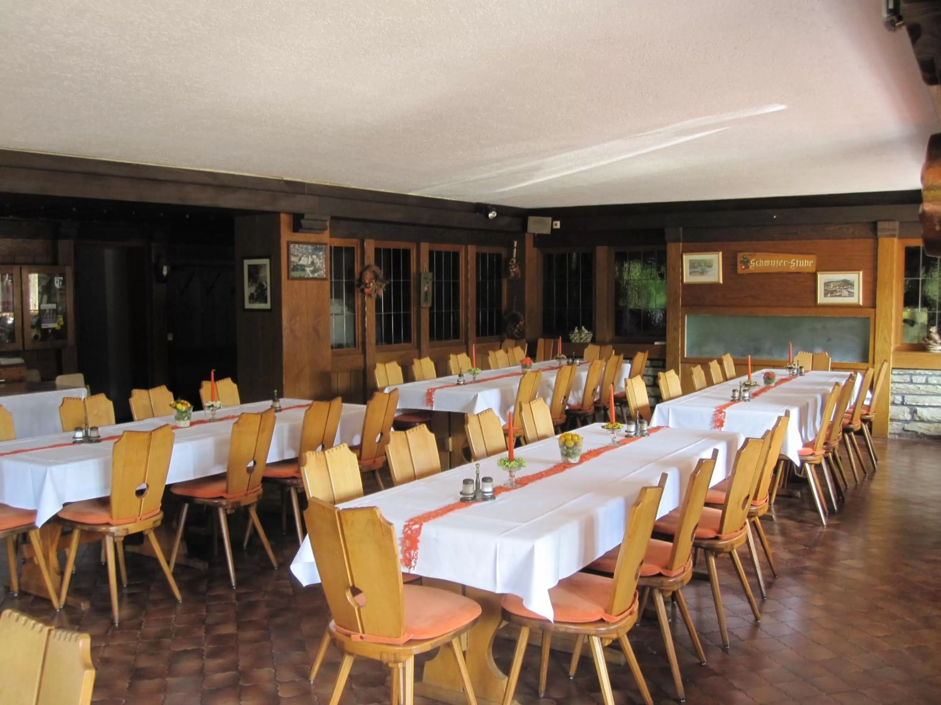 Restaurant/places to eat in Alemannenhof Hotel Engel