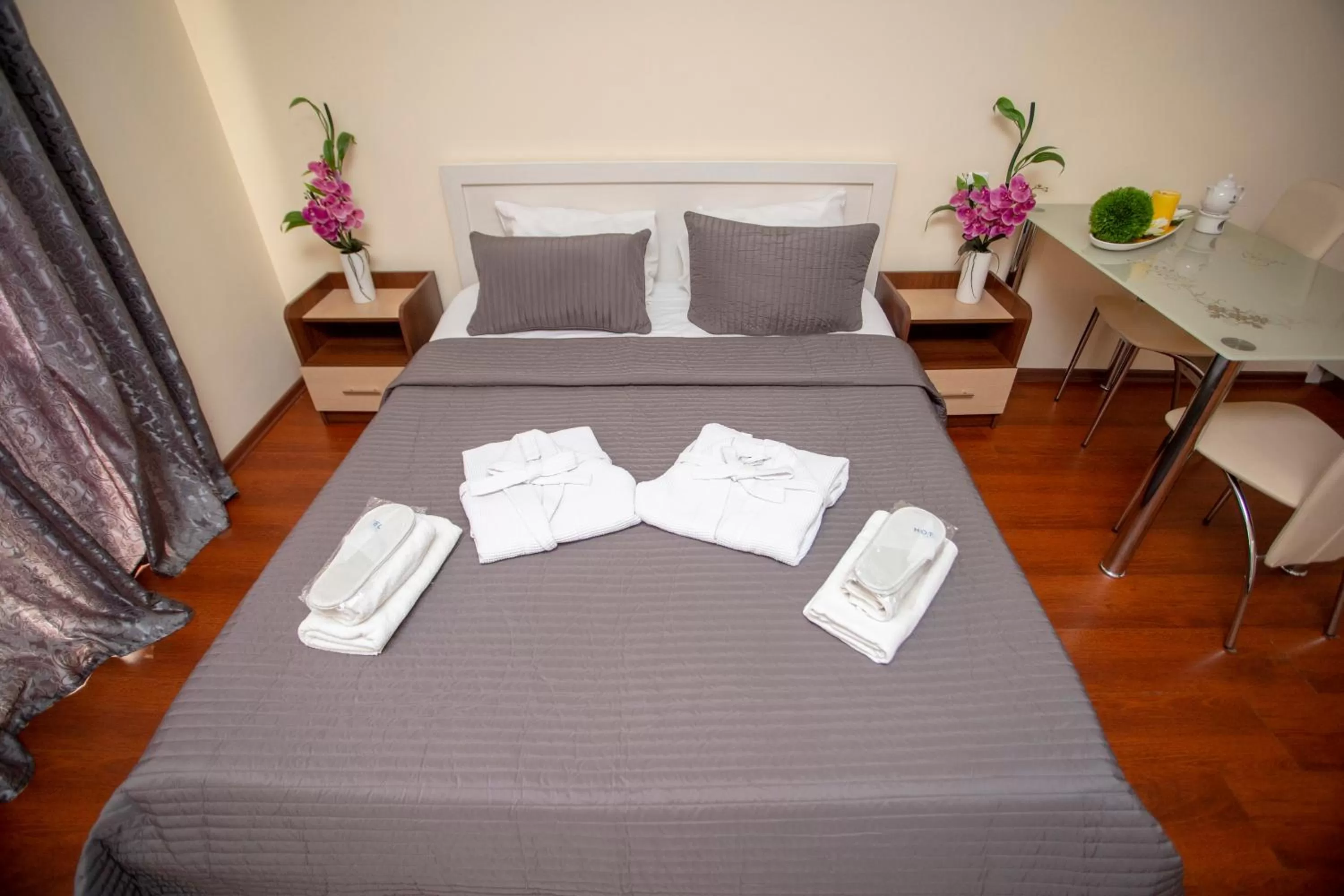 Living room, Bed in Blue Star Batumi