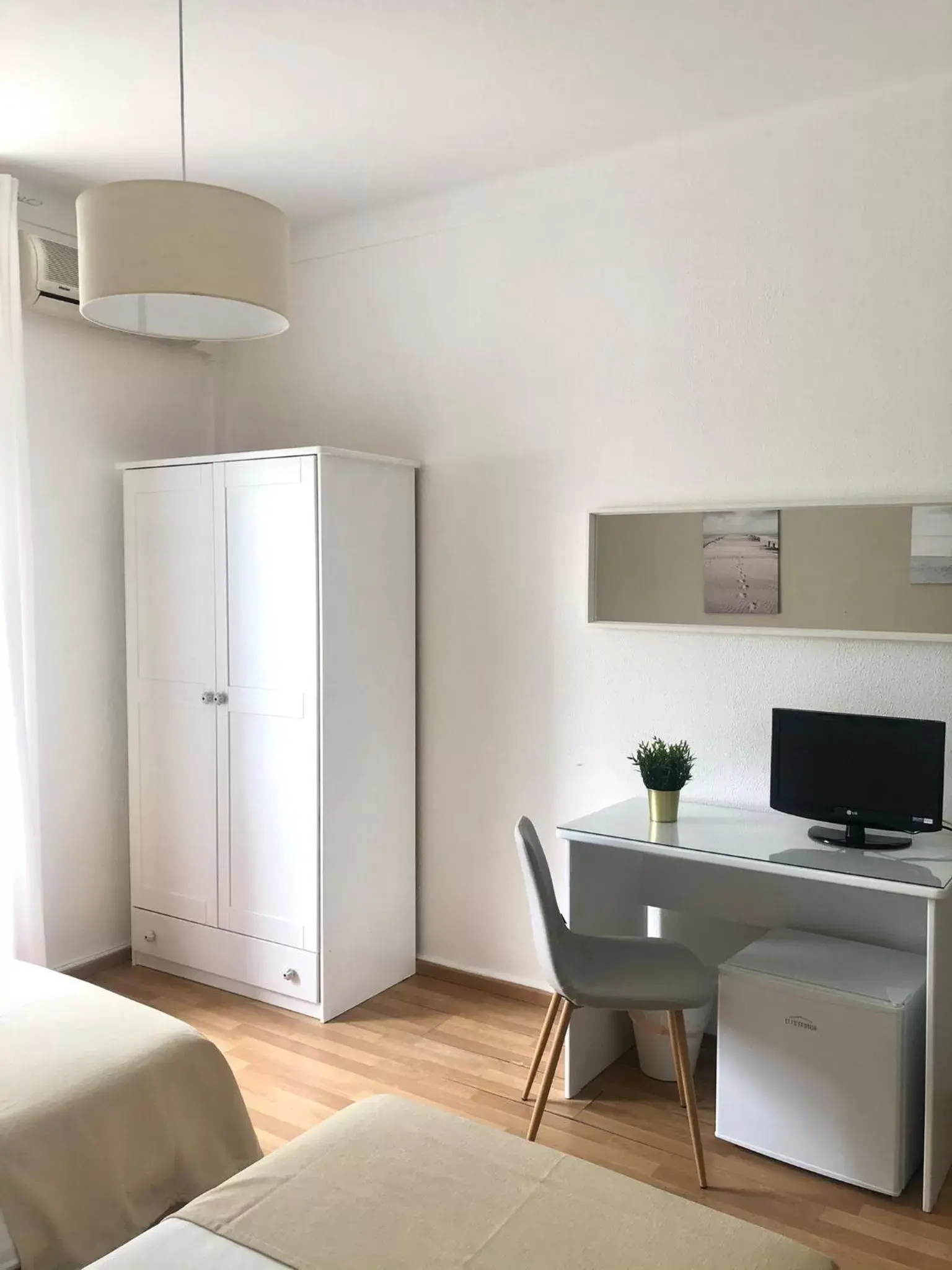 Twin Room with Private Bathroom in Arcada House Tavira Twin Room with Private Bathroom in Arcada House Tavira