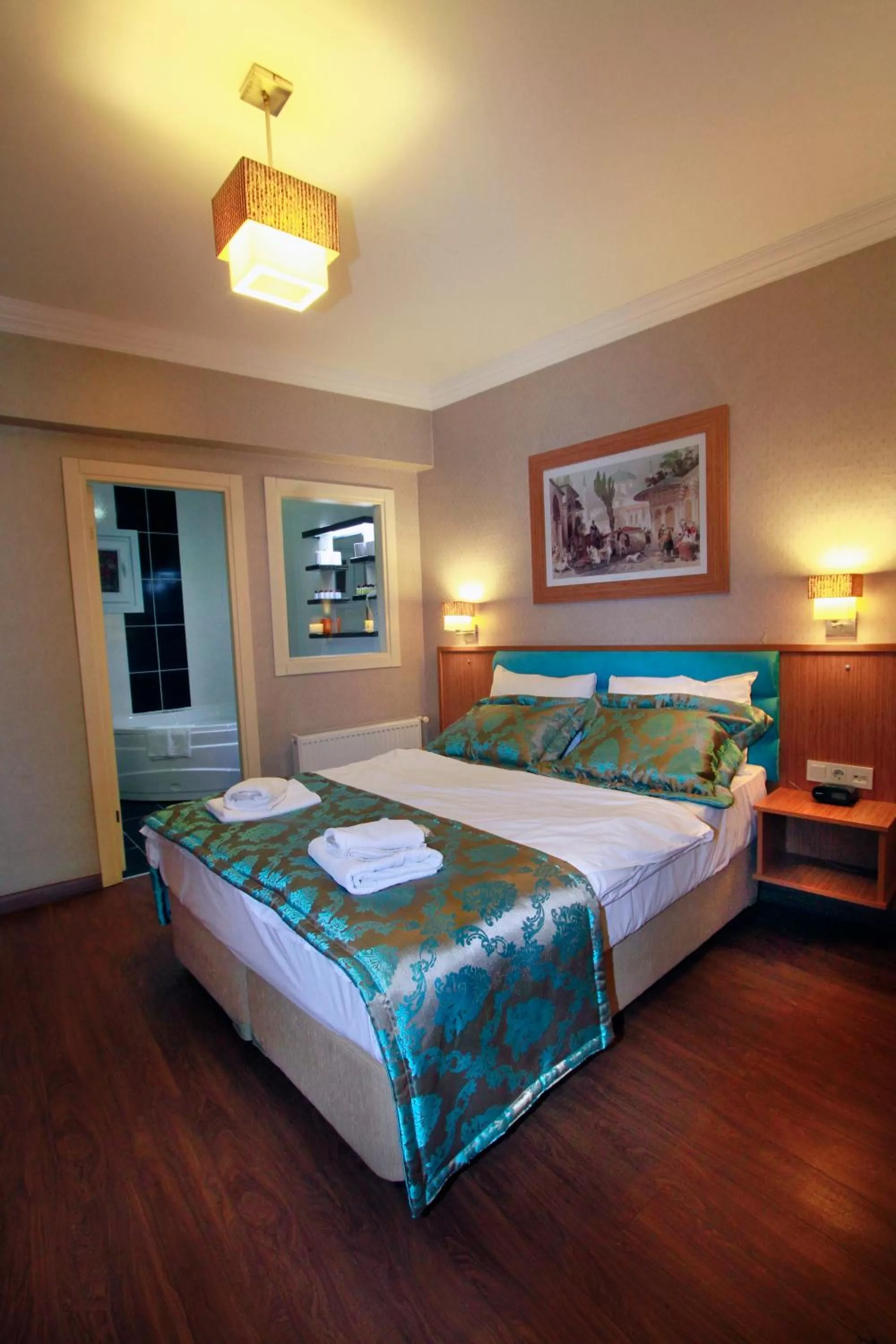 bunk bed, Bed in Agora Boutique Hotel & Bistro