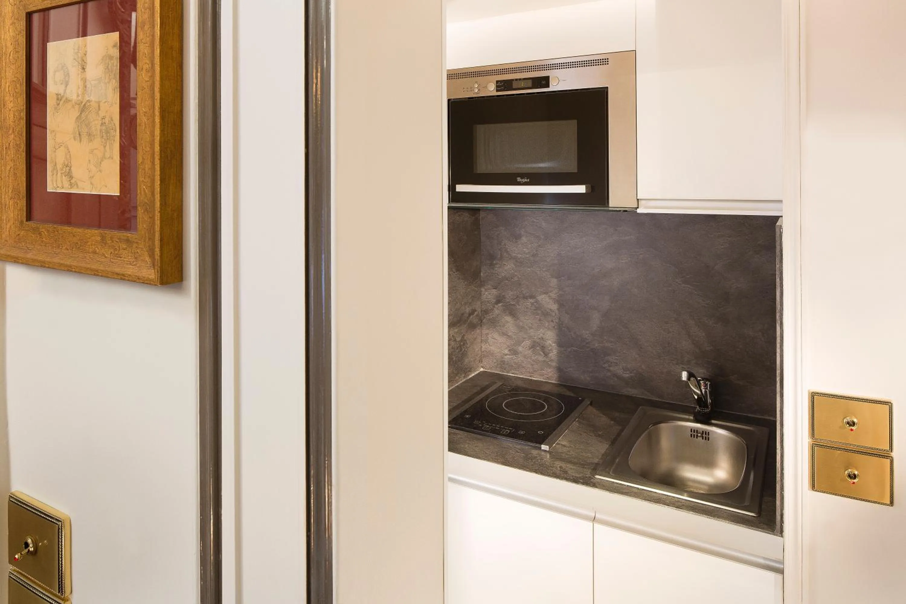 Kitchen or kitchenette in Hotel Residence Henri IV