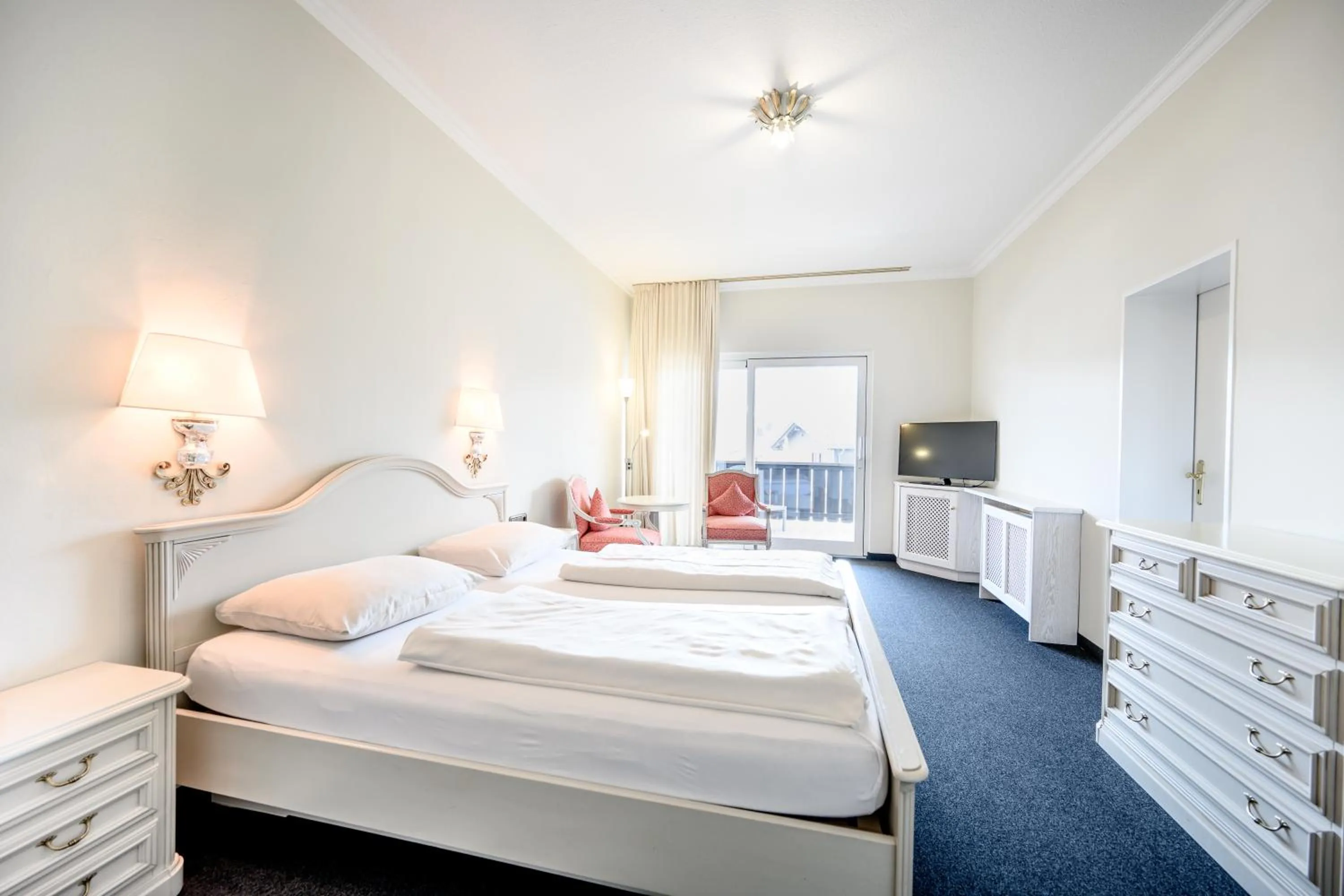 Photo of the whole room, Bed in Biohotel Garmischer Hof