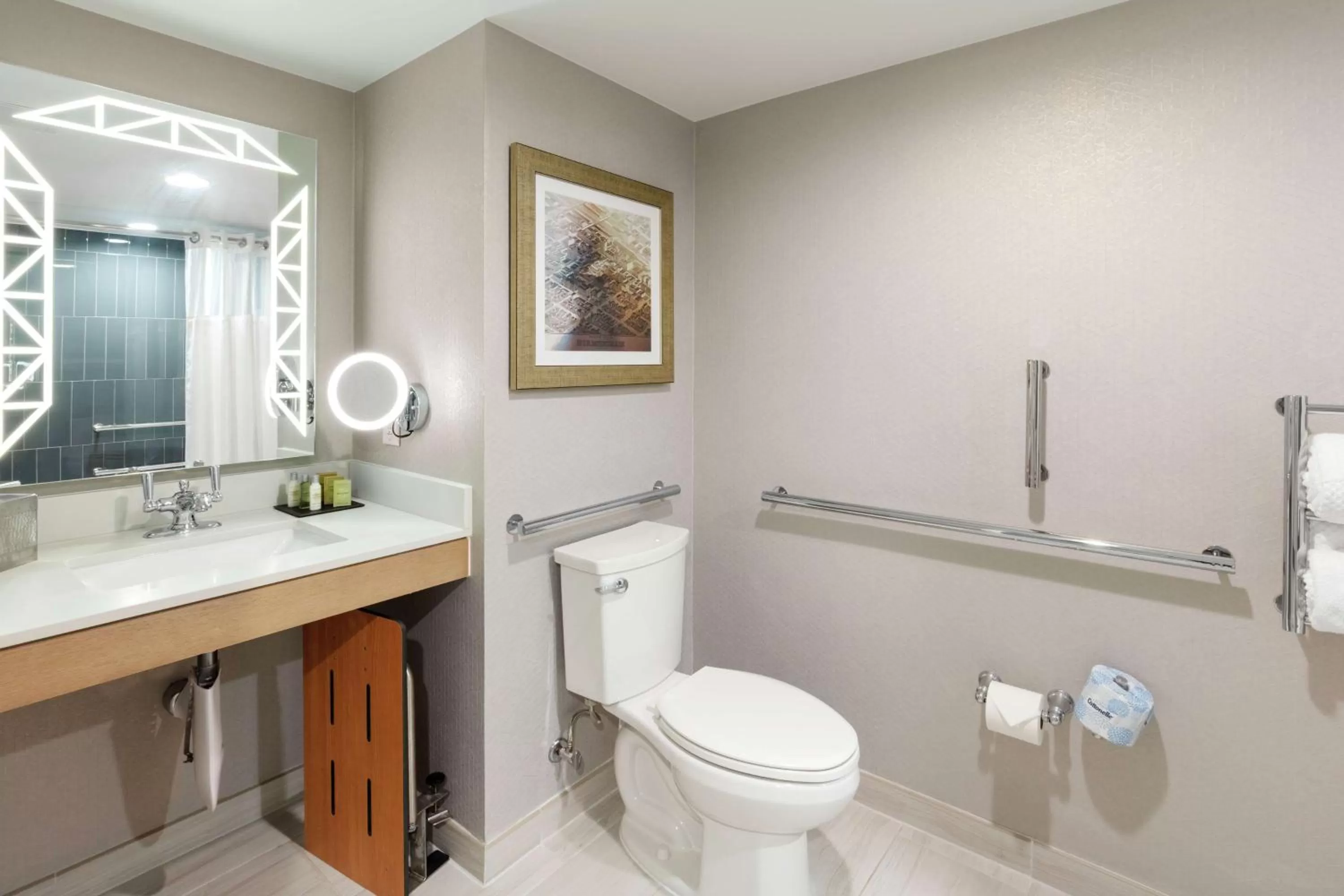 Bathroom in DoubleTree Birmingham Perimeter Park