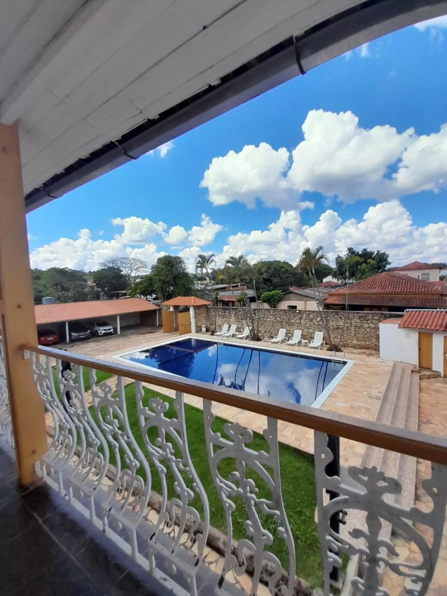Pool View in Pousada o Amanhecer