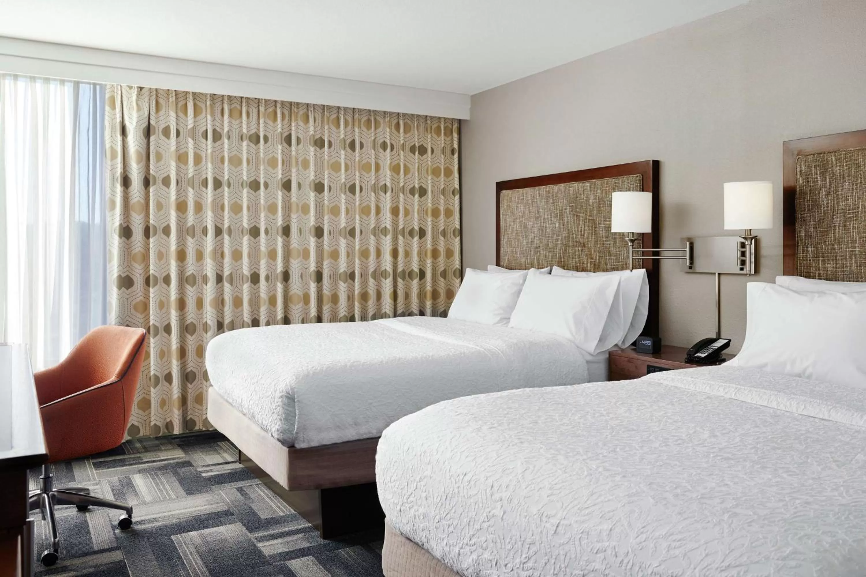Bedroom, Bed in Hampton Inn Philadelphia/King of Prussia - Valley Forge