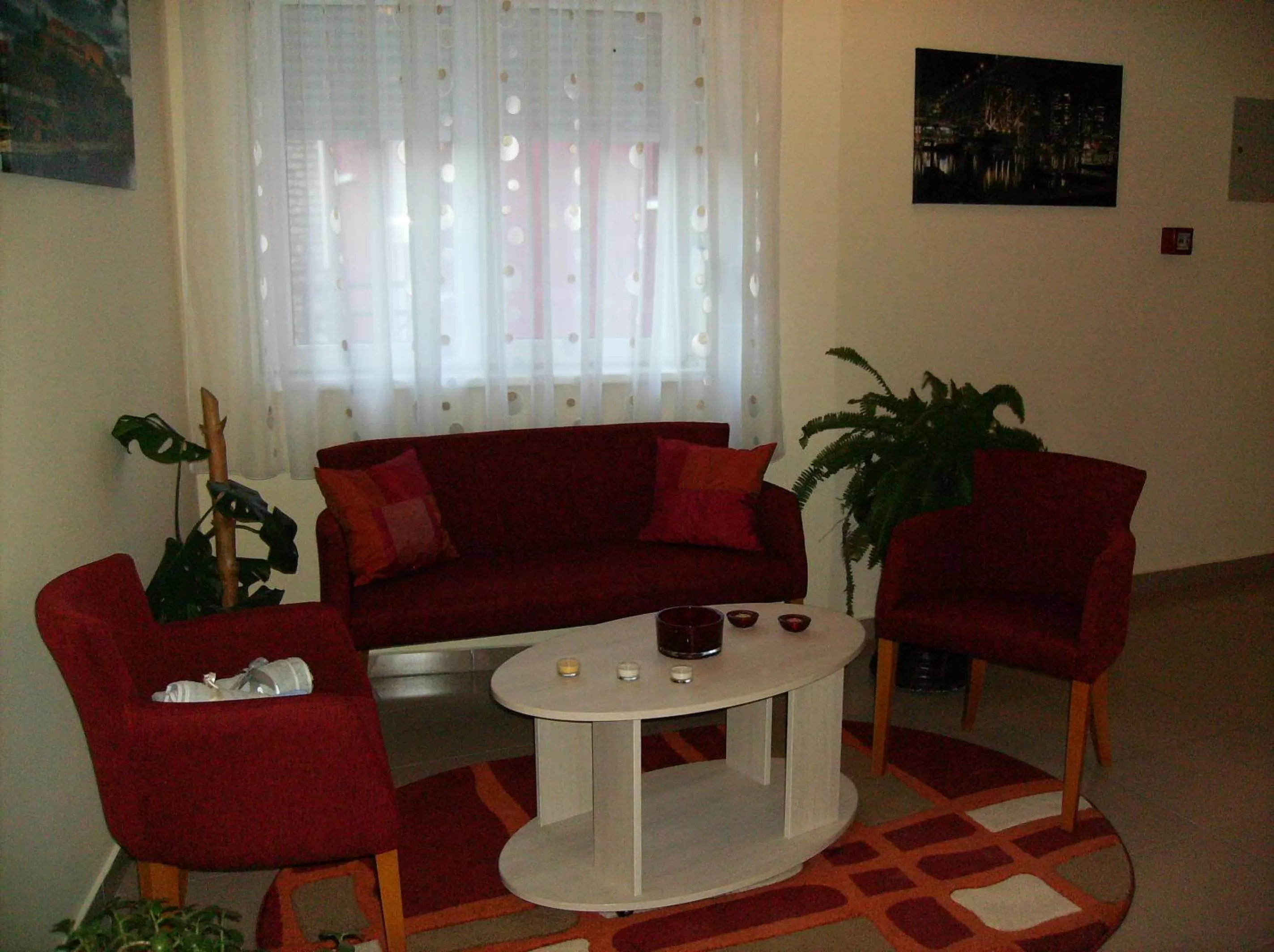 Communal lounge/ TV room, Seating Area in B&B Zmajevo Gnezdo 021