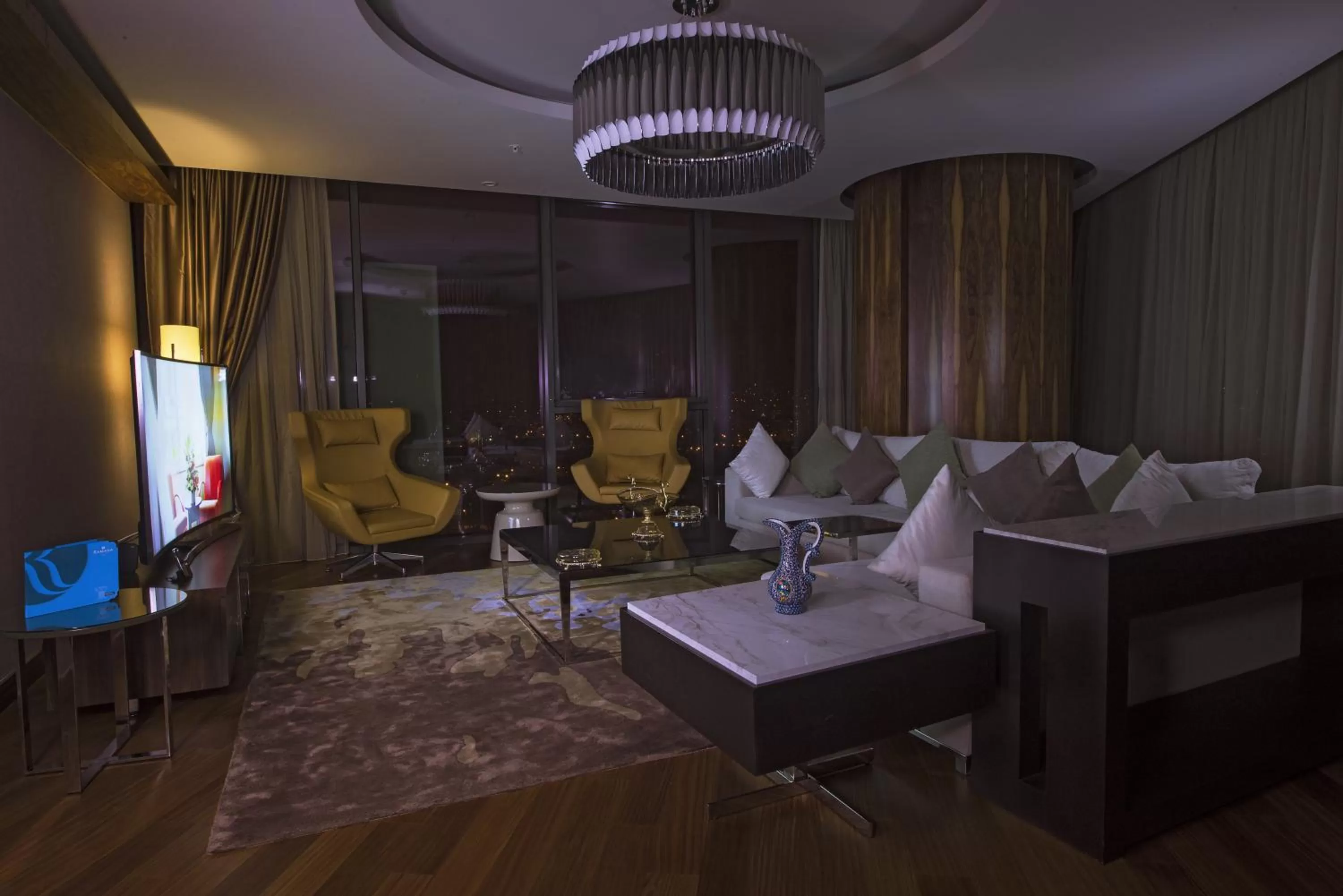 Living room in Ramada Plaza By Wyndham Konya