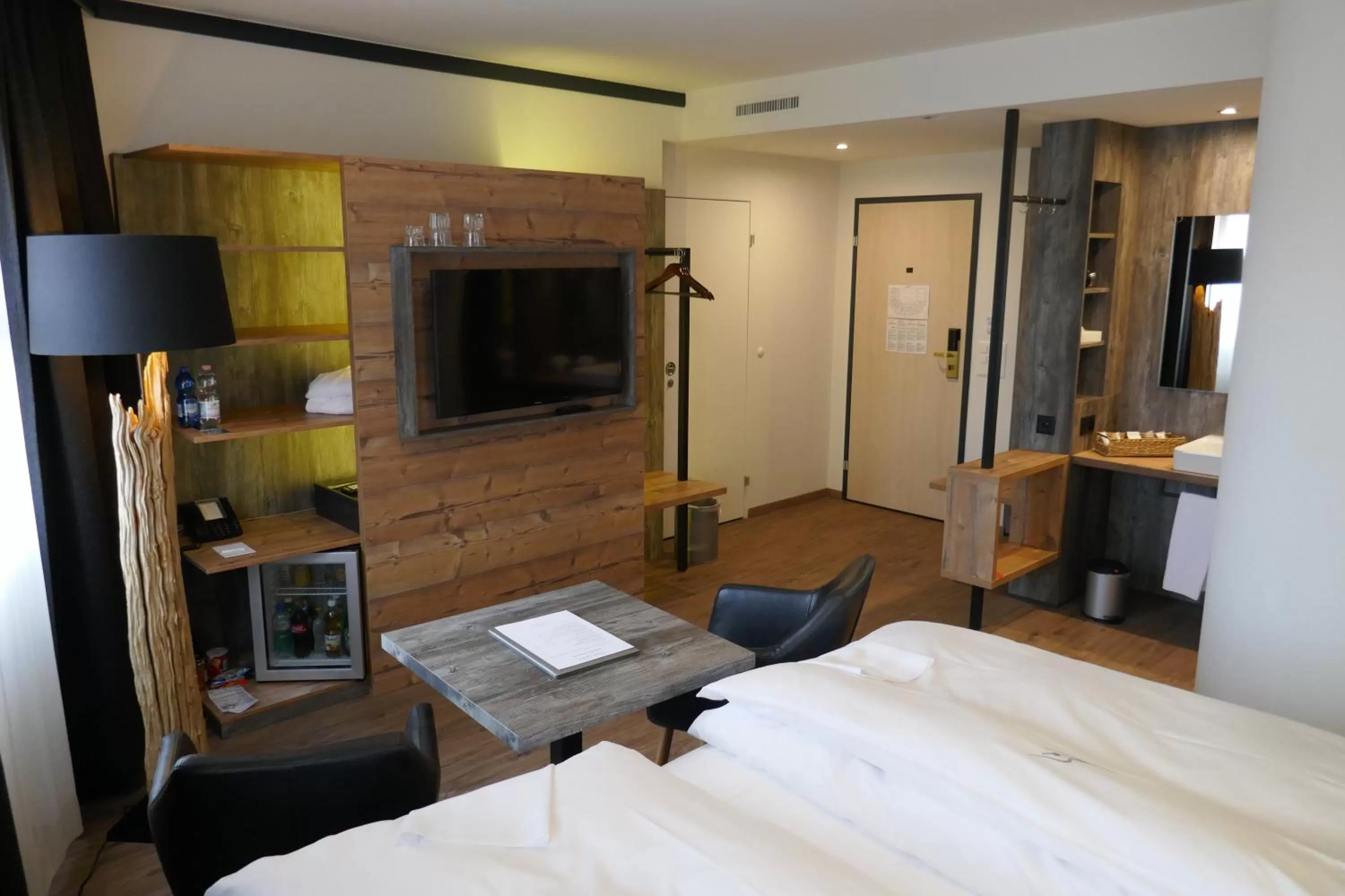 Photo of the whole room, Bed in Boutiquehotel Thessoni Classic & Self service Residence Home Zürich