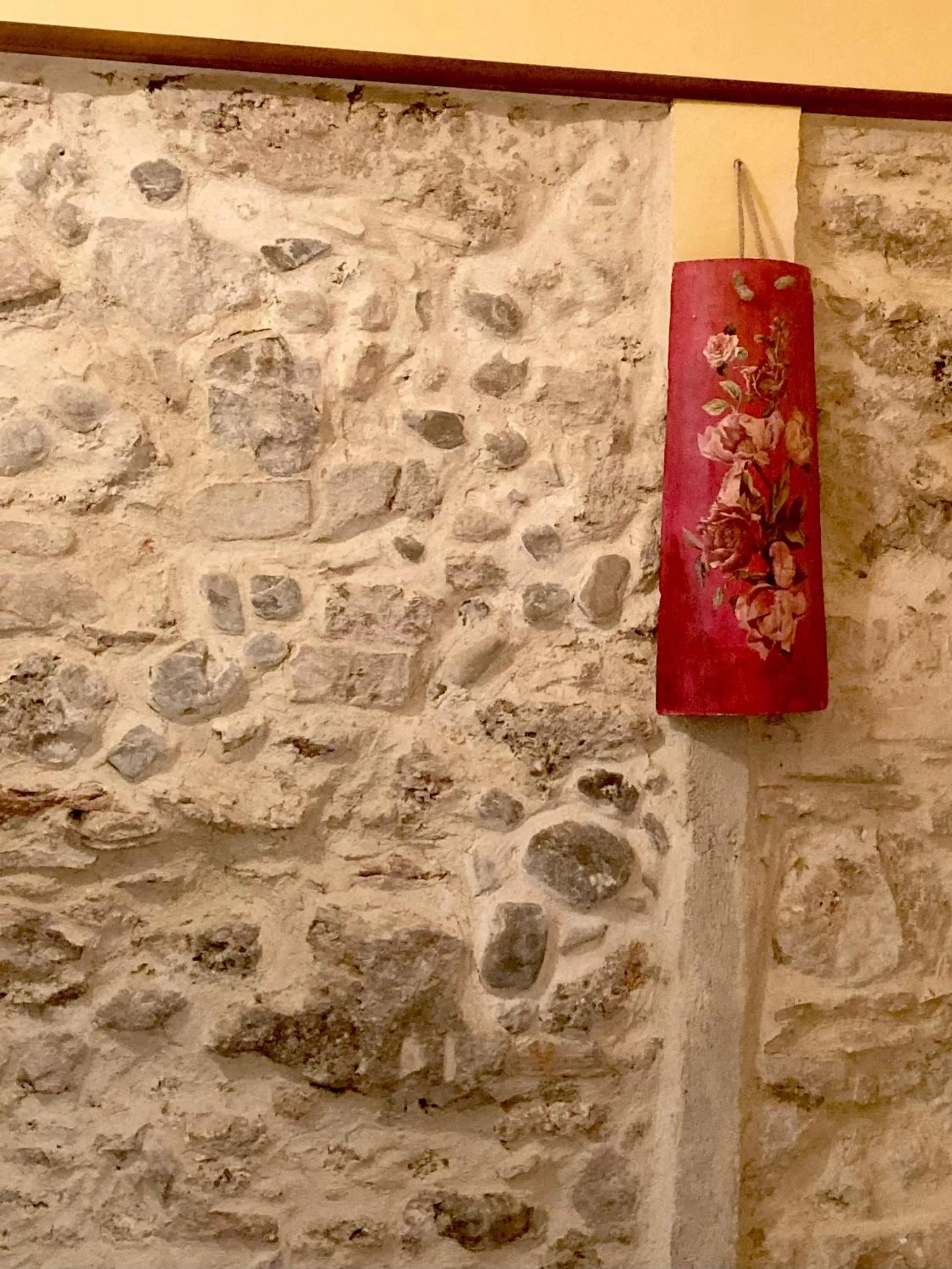 Decorative detail in B&B Mela