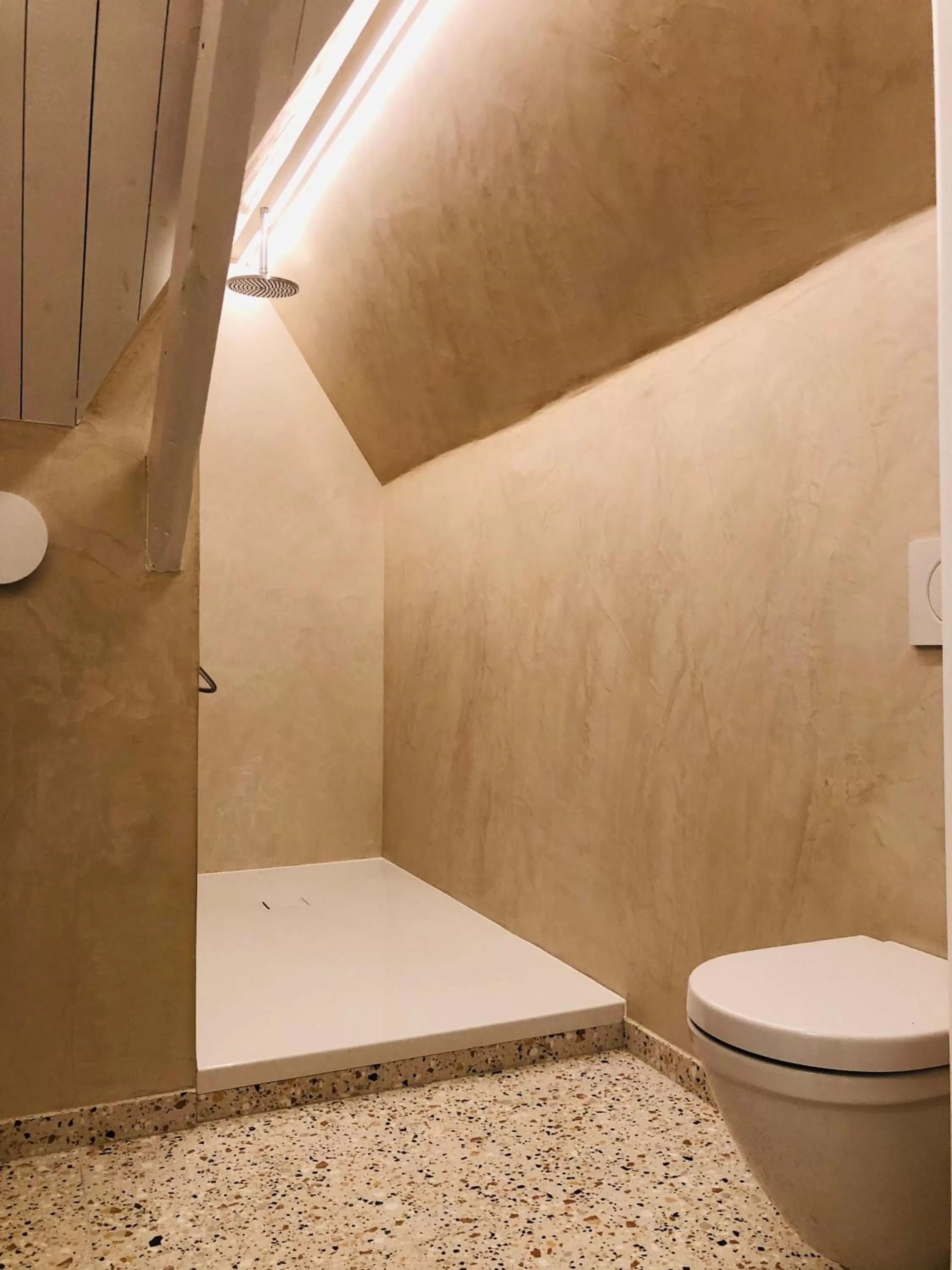 Bathroom in Suites Le Porte-Bonheur