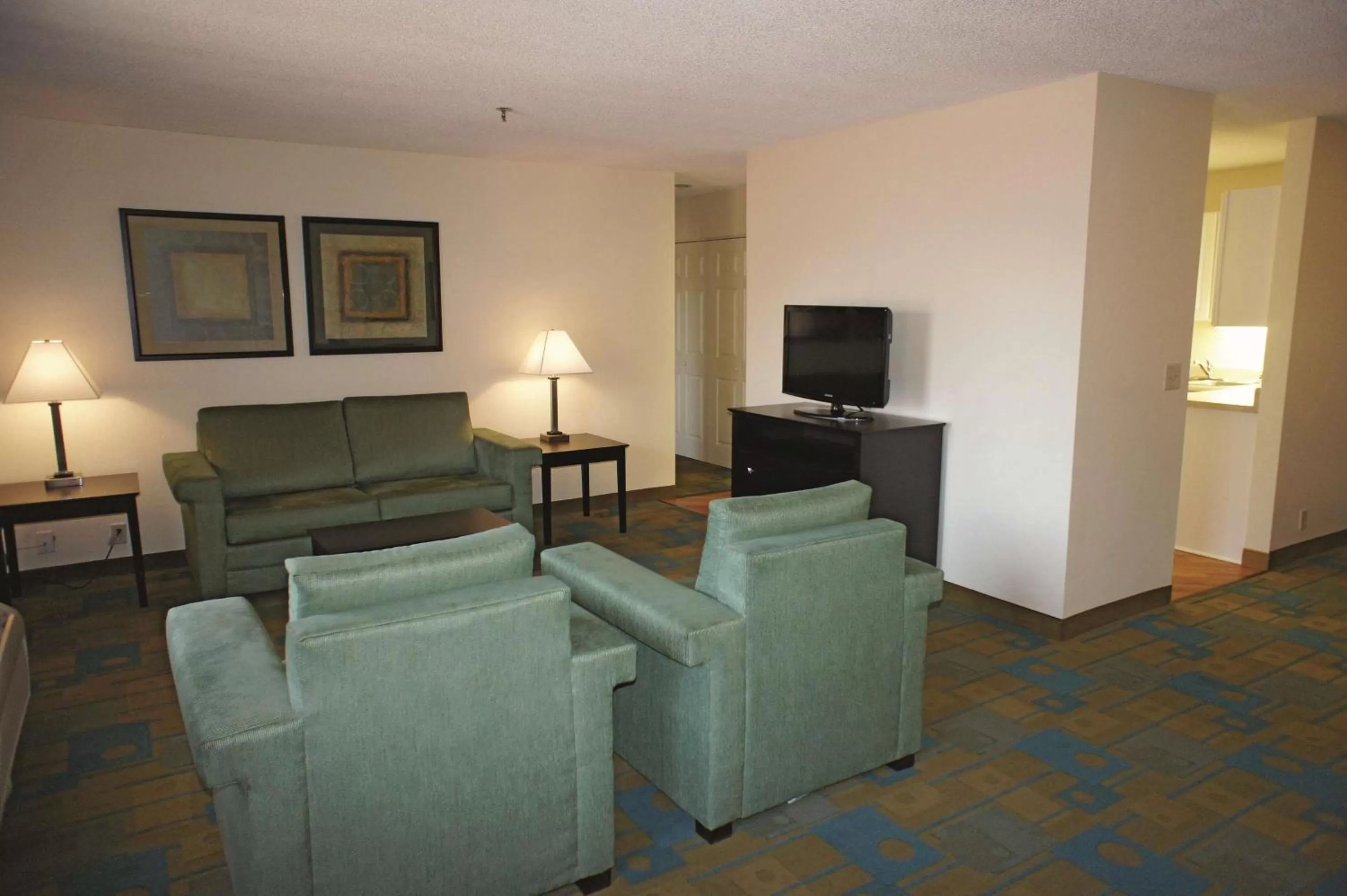 Photo of the whole room in La Quinta by Wyndham St. Pete-Clearwater Airport