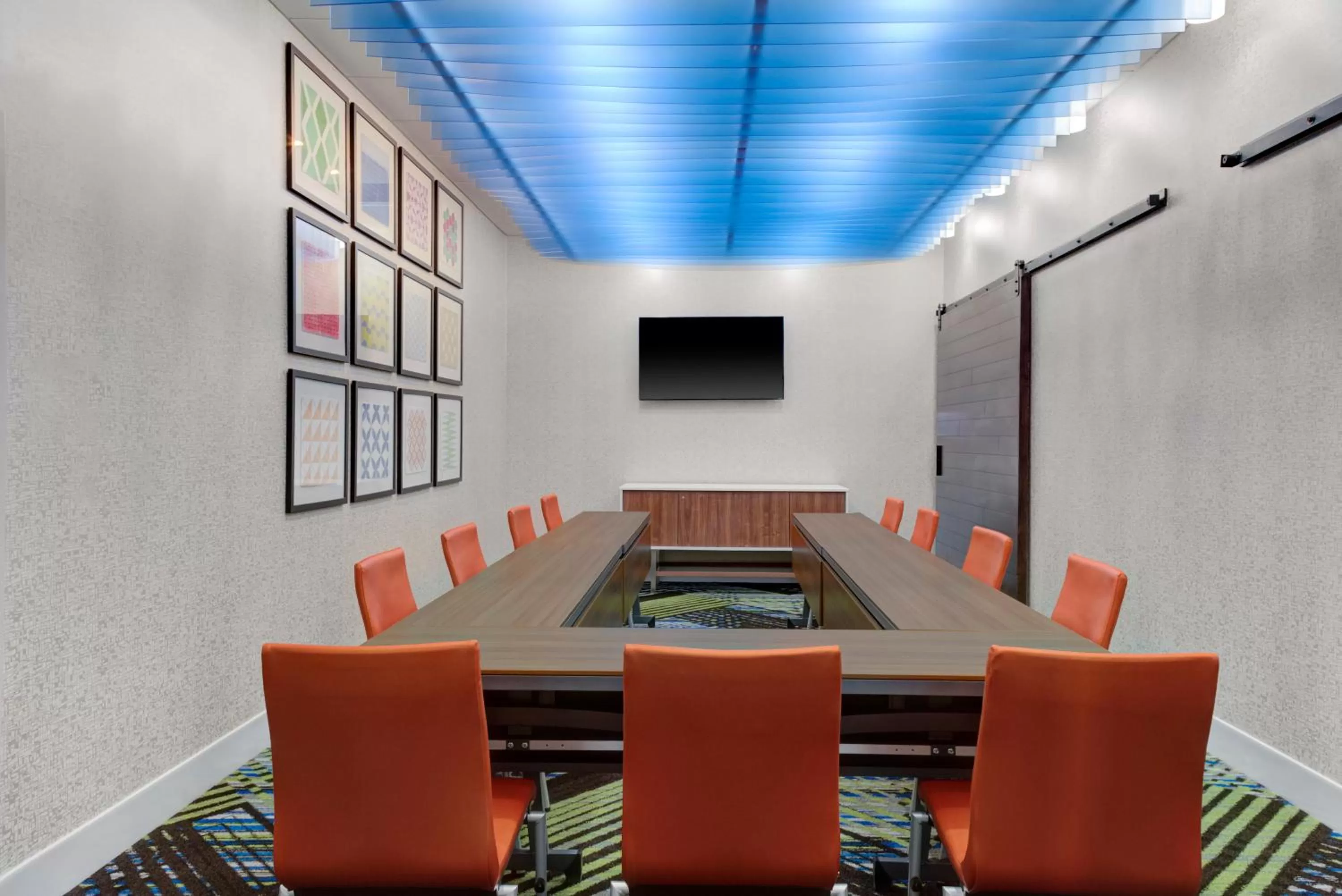 Meeting/conference room in Holiday Inn Express & Suites - King George - Dahlgren by IHG