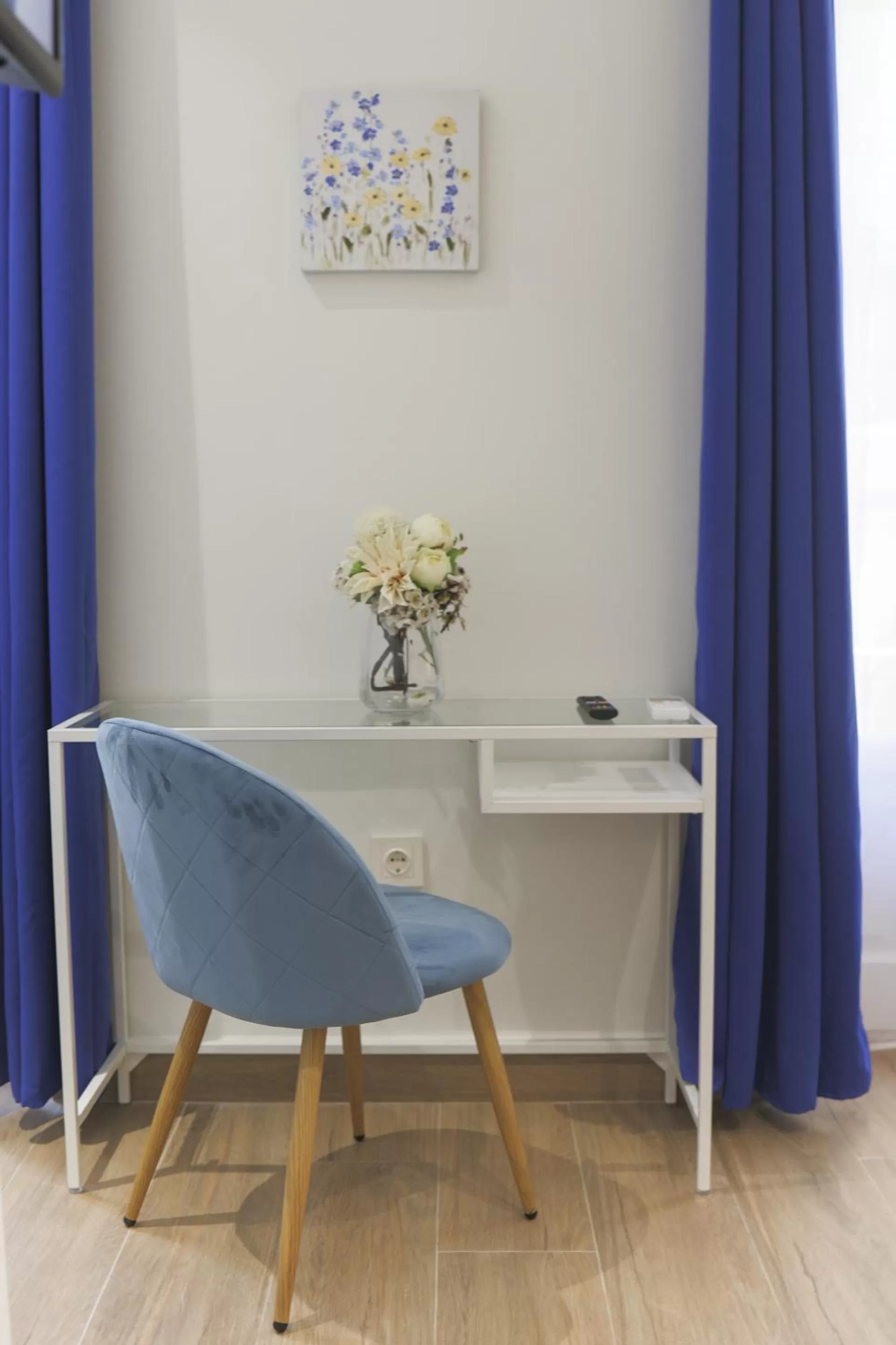 Other in Dorinda Rooms