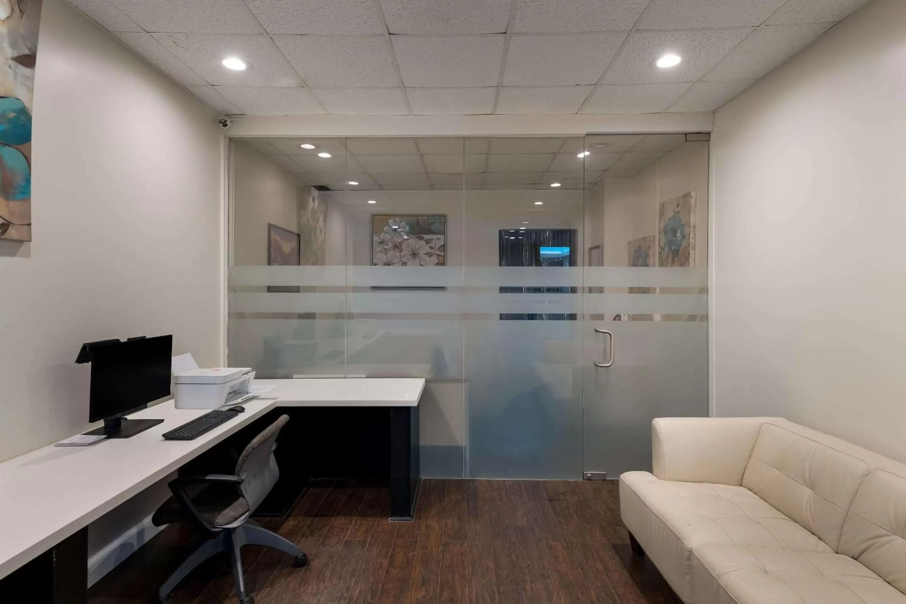 Business facilities in Clarion Hotel San Angelo near Convention Center