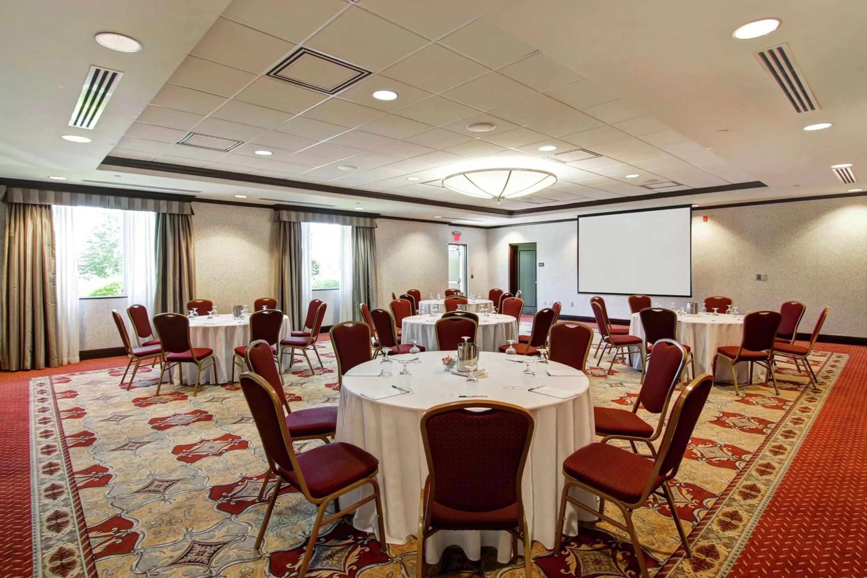 Meeting/conference room in Homewood Suites by Hilton Toronto Airport Corporate Centre