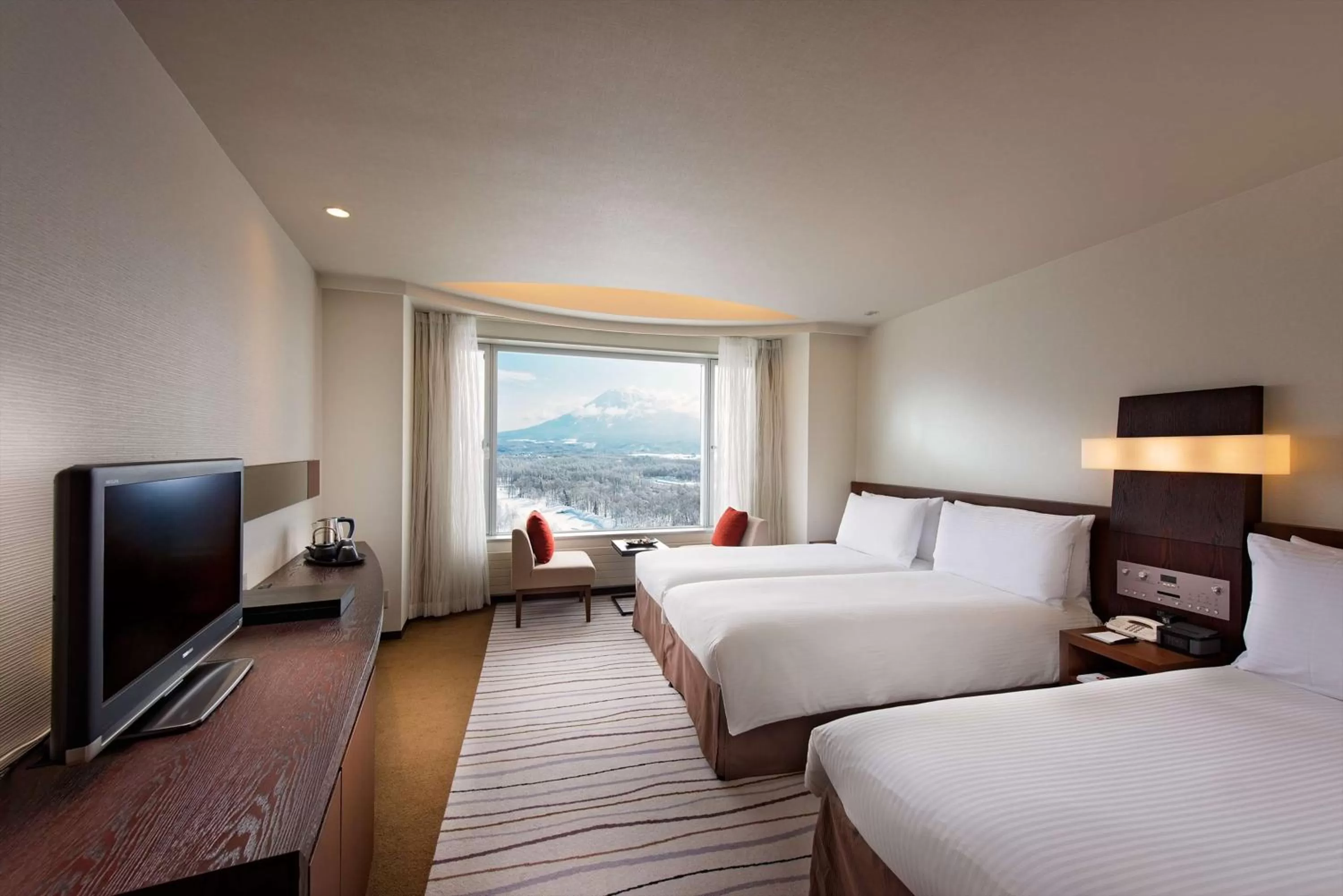 Bed in Hilton Niseko Village