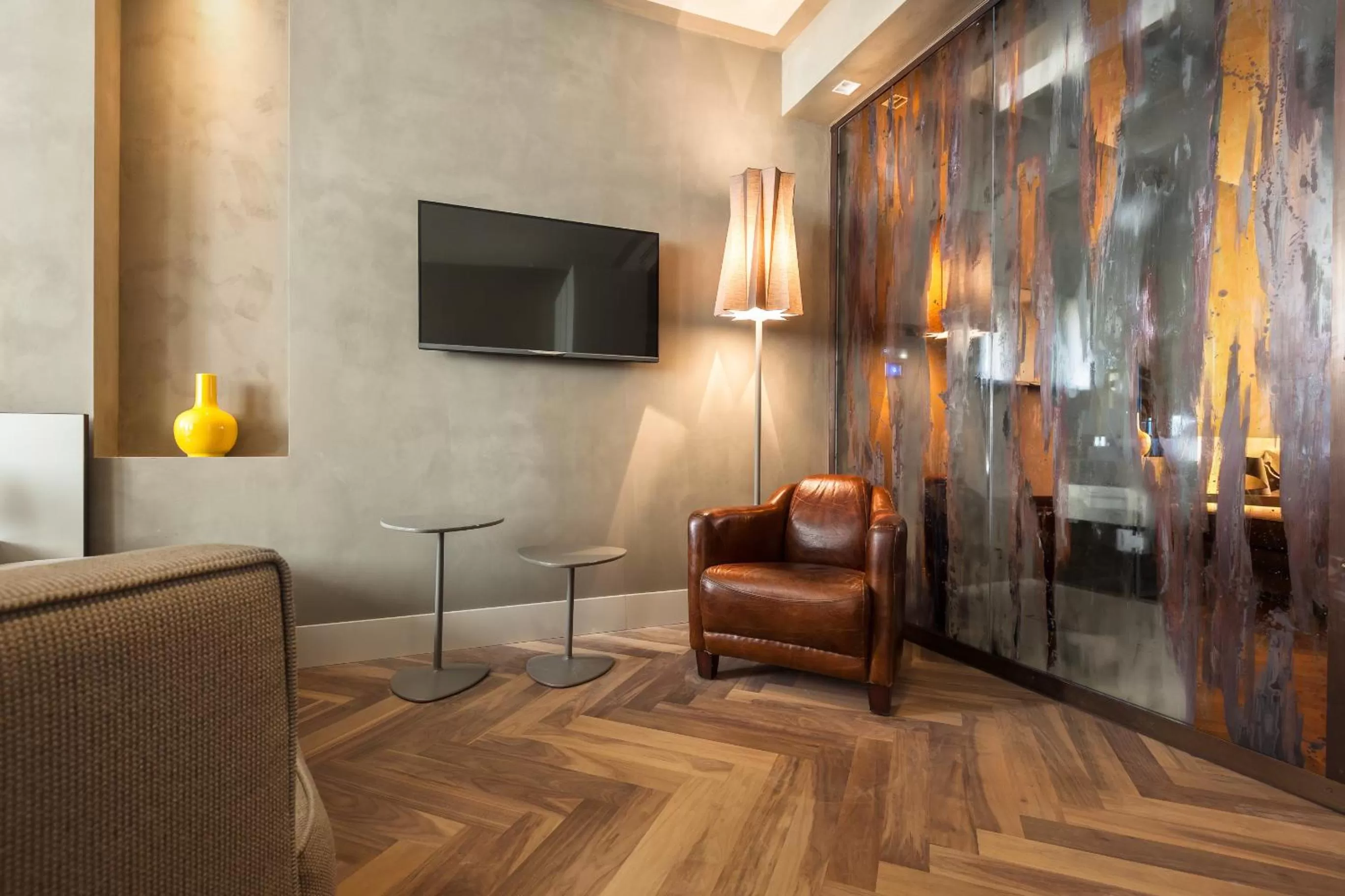 Shower in Liassidi Wellness Suites