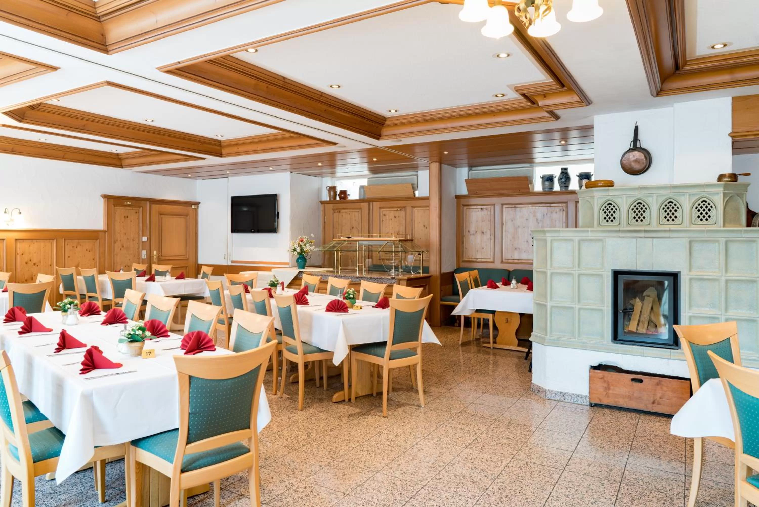 Restaurant/places to eat in Hotel Adler mit Gasthaus