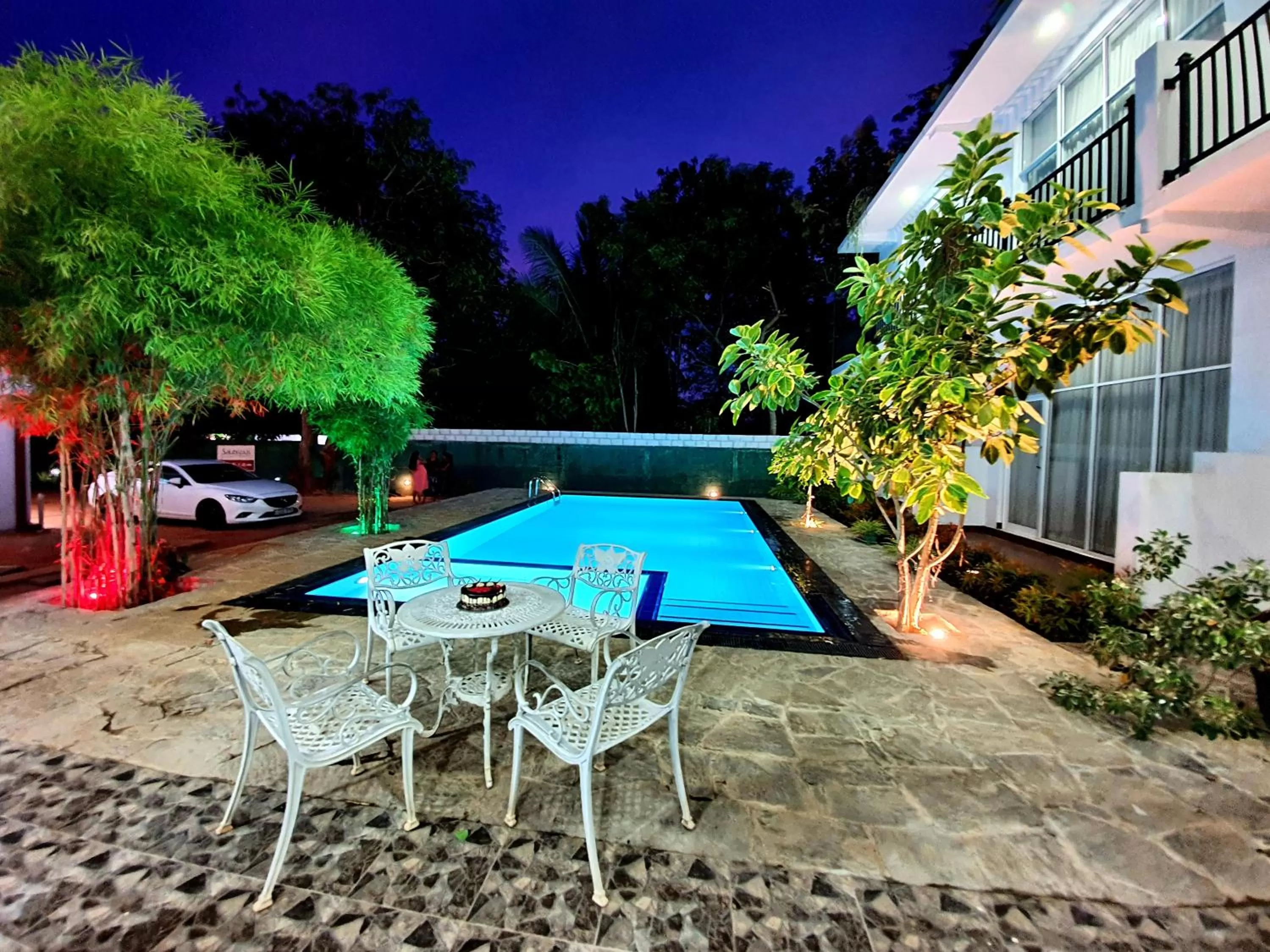 Swimming pool in Salubrious Resort