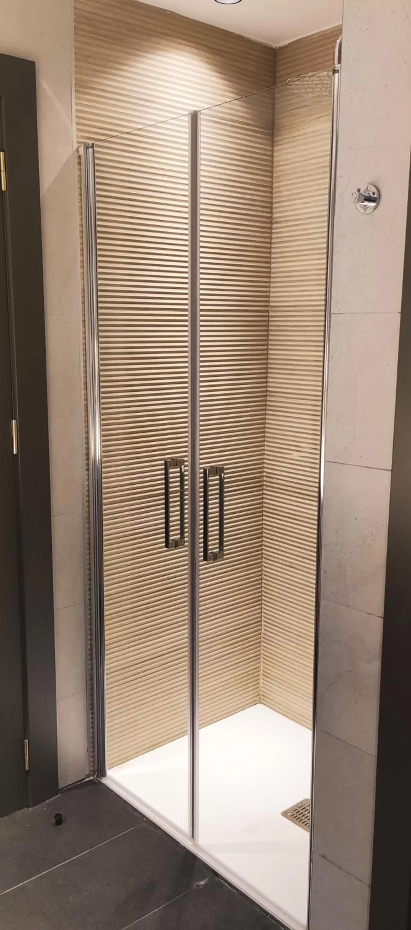 Bathroom in Silken Ciudad Gijón