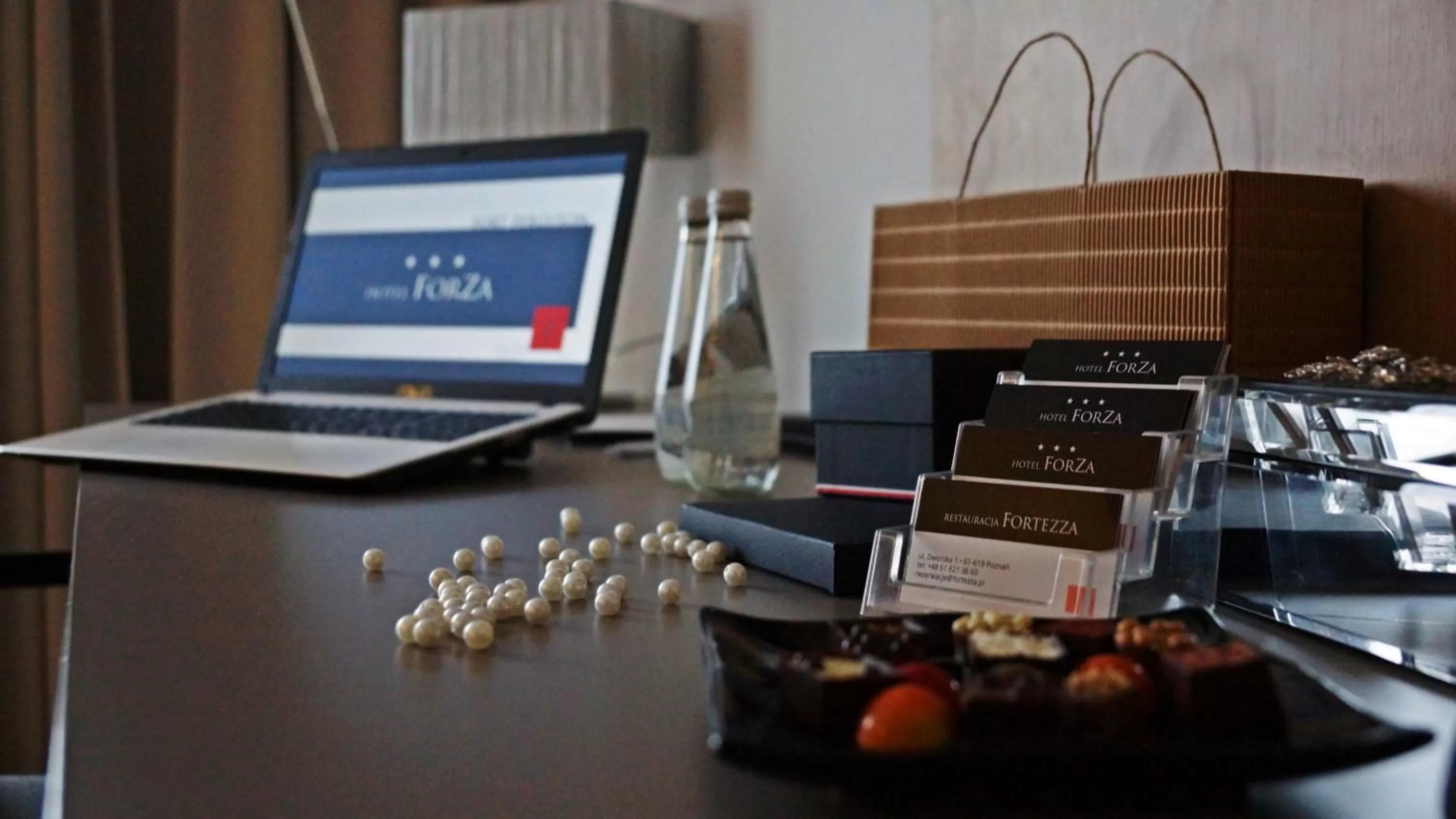 Photo of the whole room in Hotel Forza