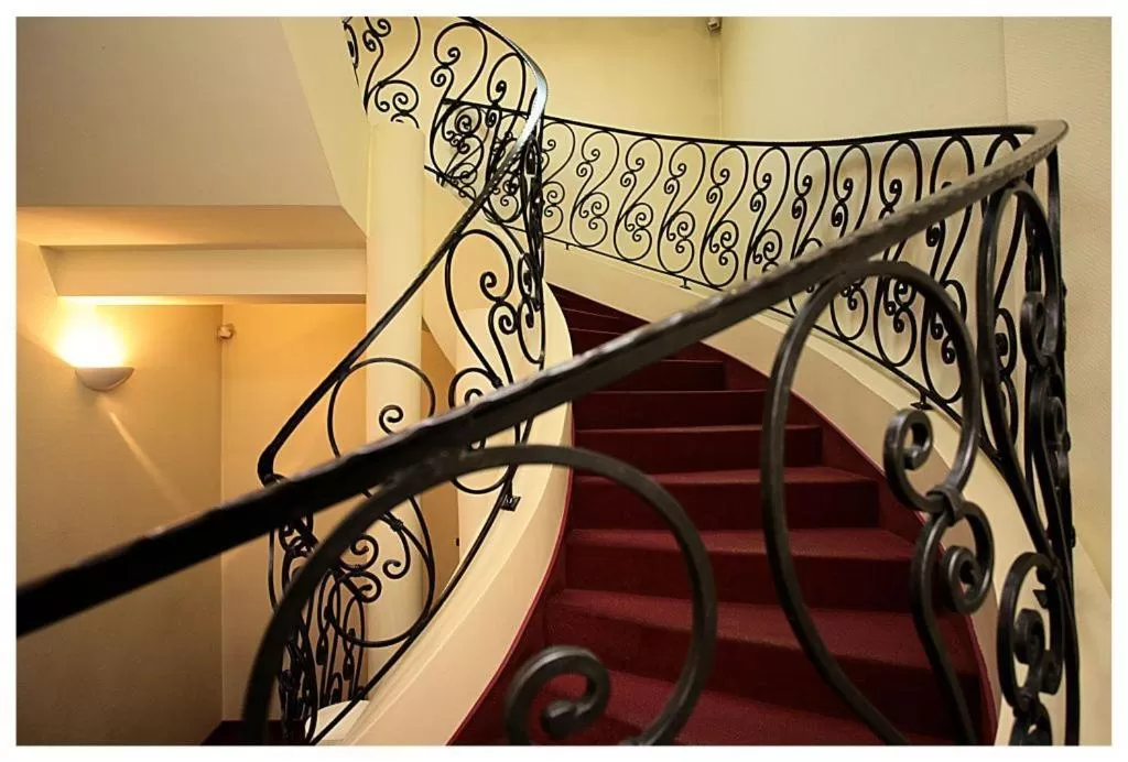 Property building, Bed in Hotel Restauracja Piwnica Rycerska