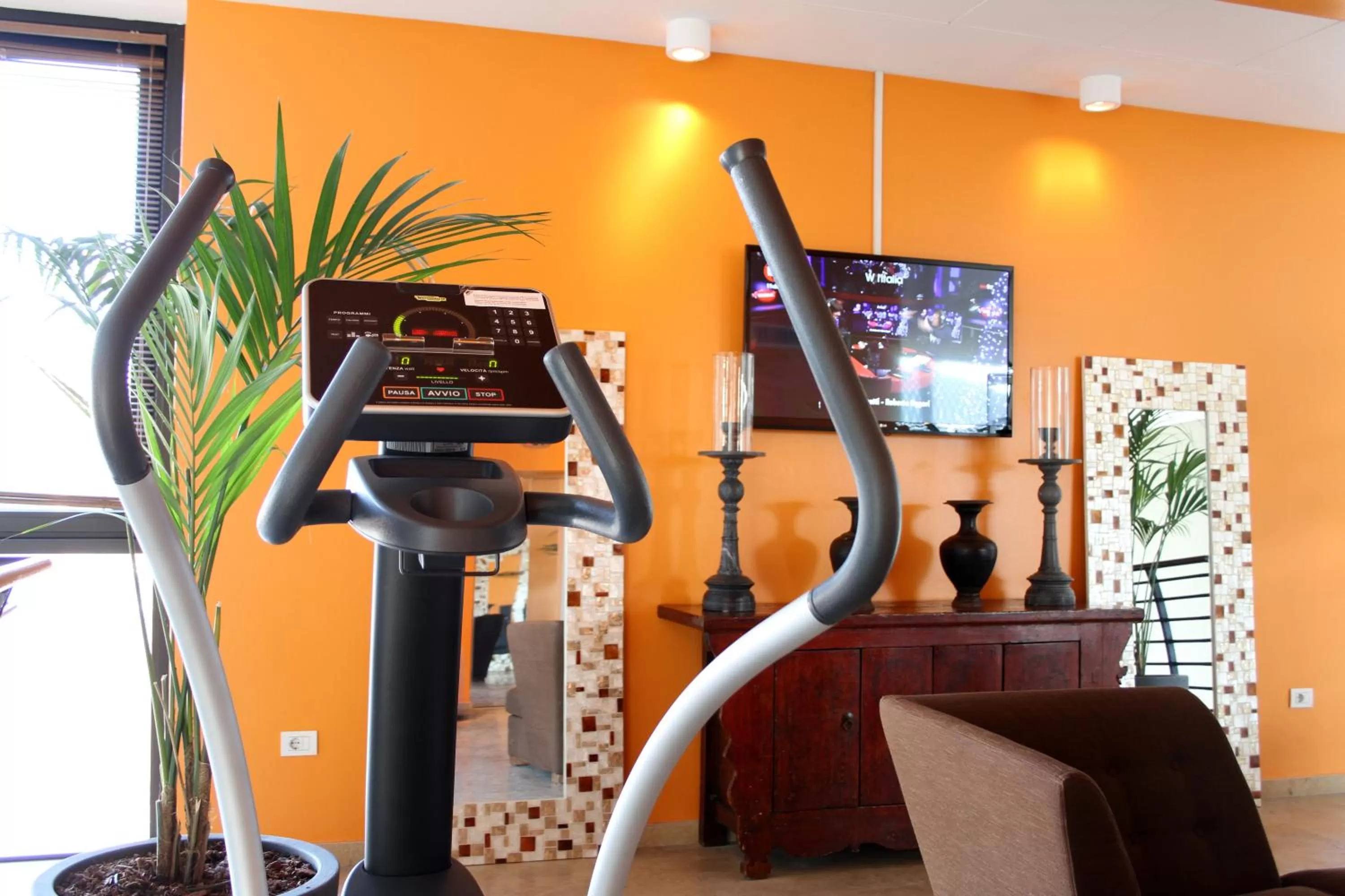 Fitness centre/facilities in Milan Suite Hotel