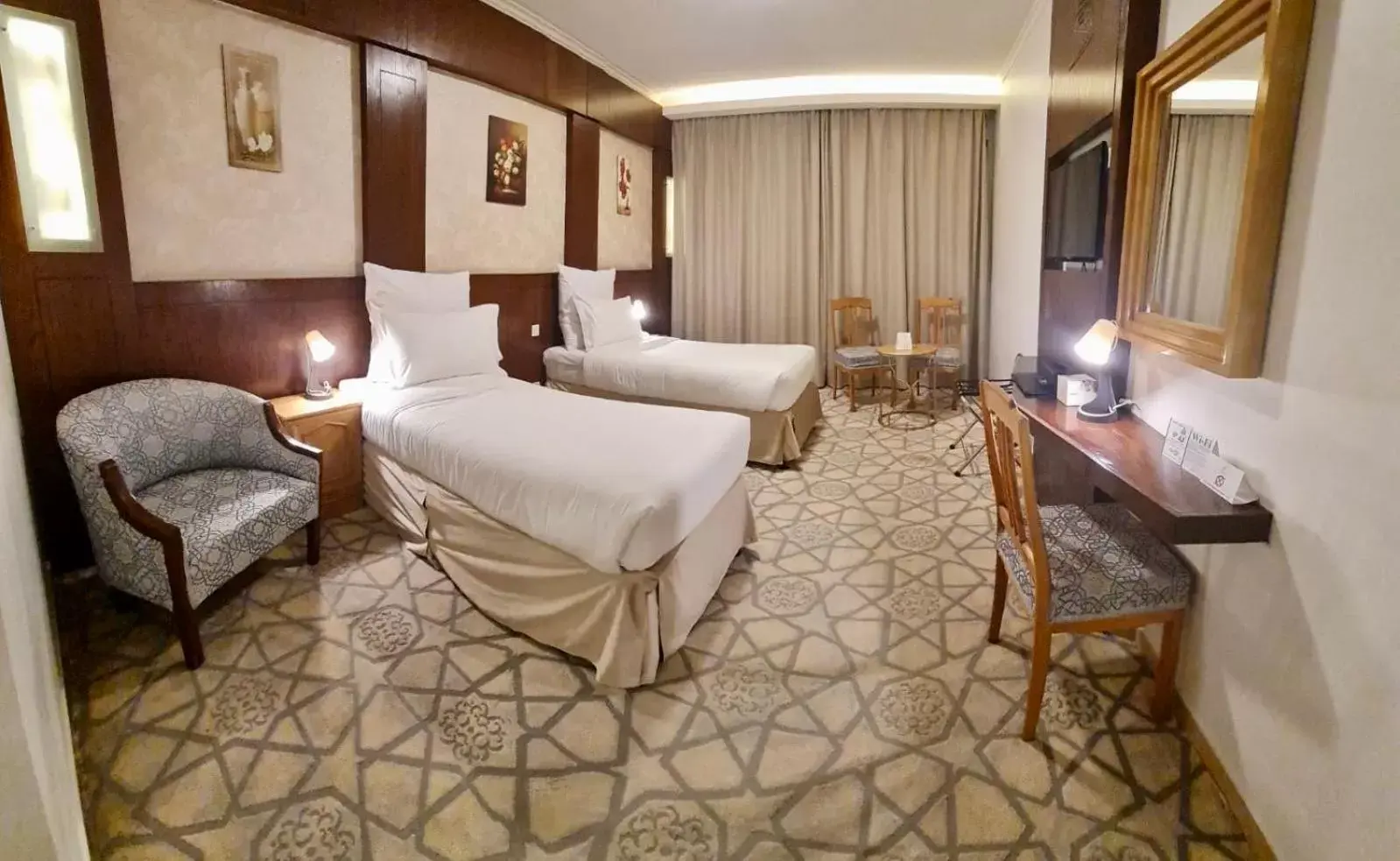 Superior Twin Room in Jiwar Al Madina Hotel Superior Twin Room in Jiwar Al Madina Hotel