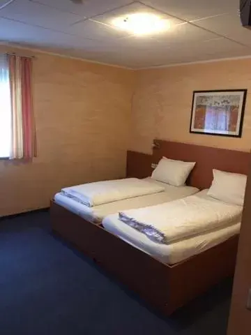 Double Room - single occupancy - Disability Access in Hotel Nord Double Room - single occupancy - Disability Access in Hotel Nord