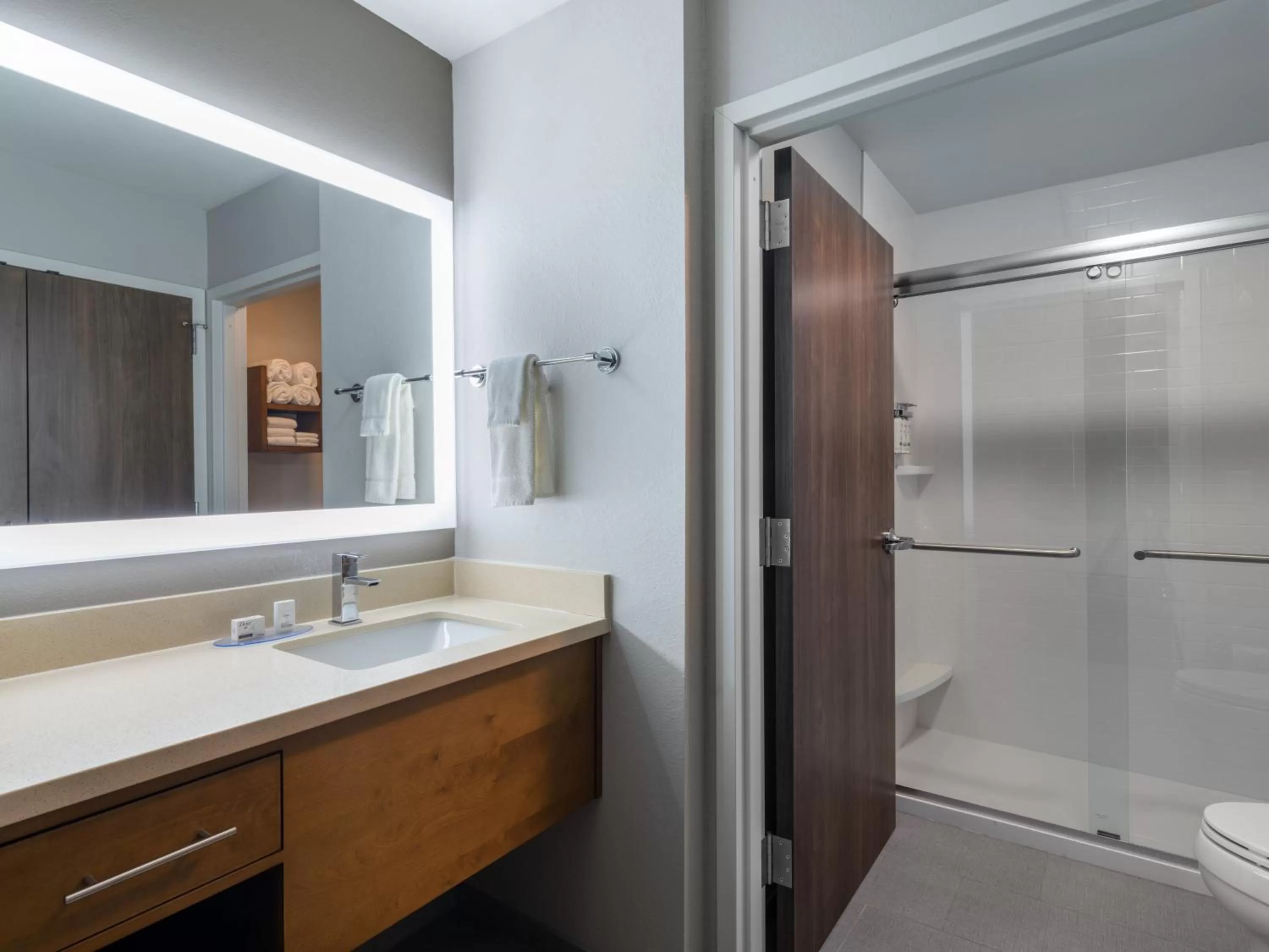 Photo of the whole room in Staybridge Suites - Sioux City Southeast by IHG