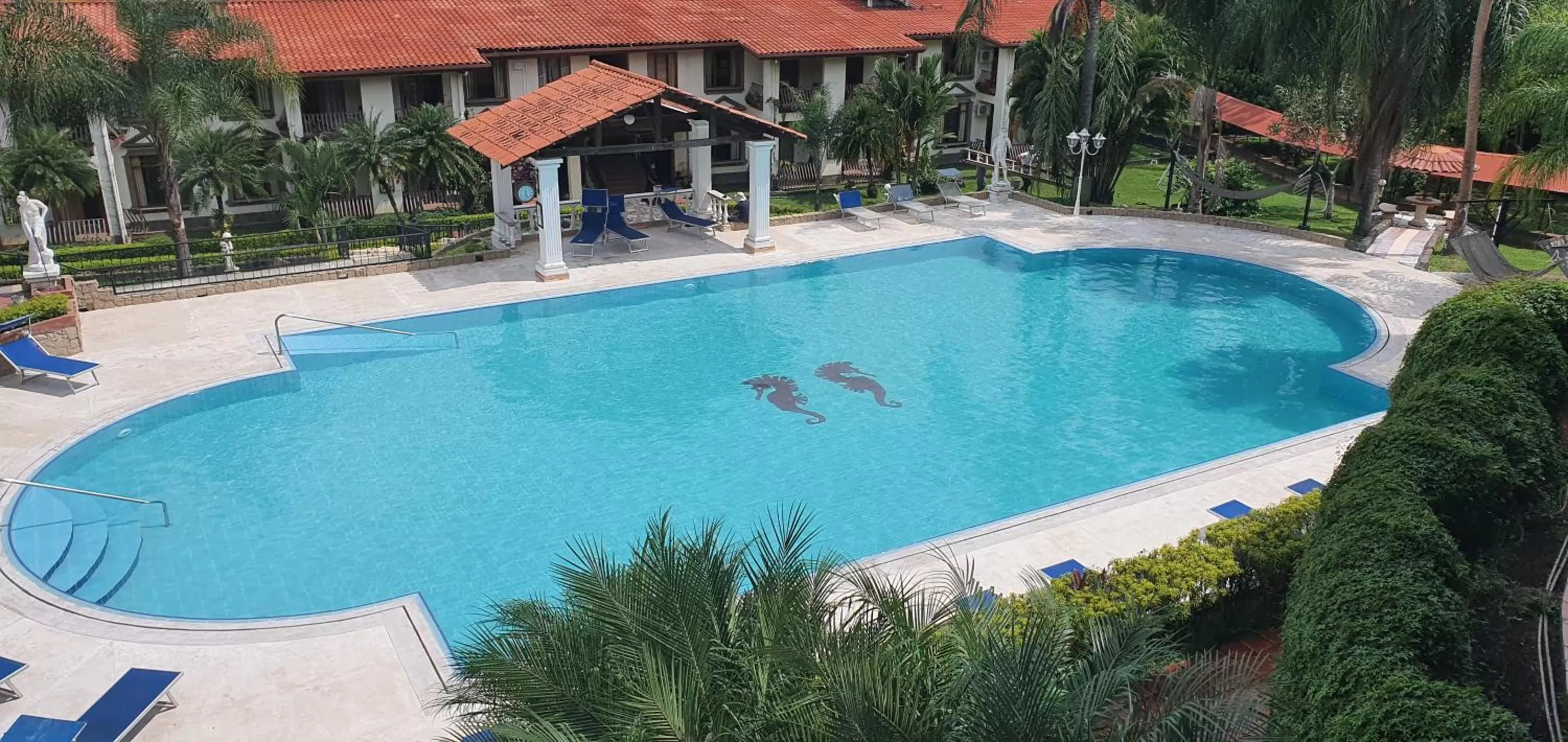 Swimming pool in Hotel Martino Spa and Resort