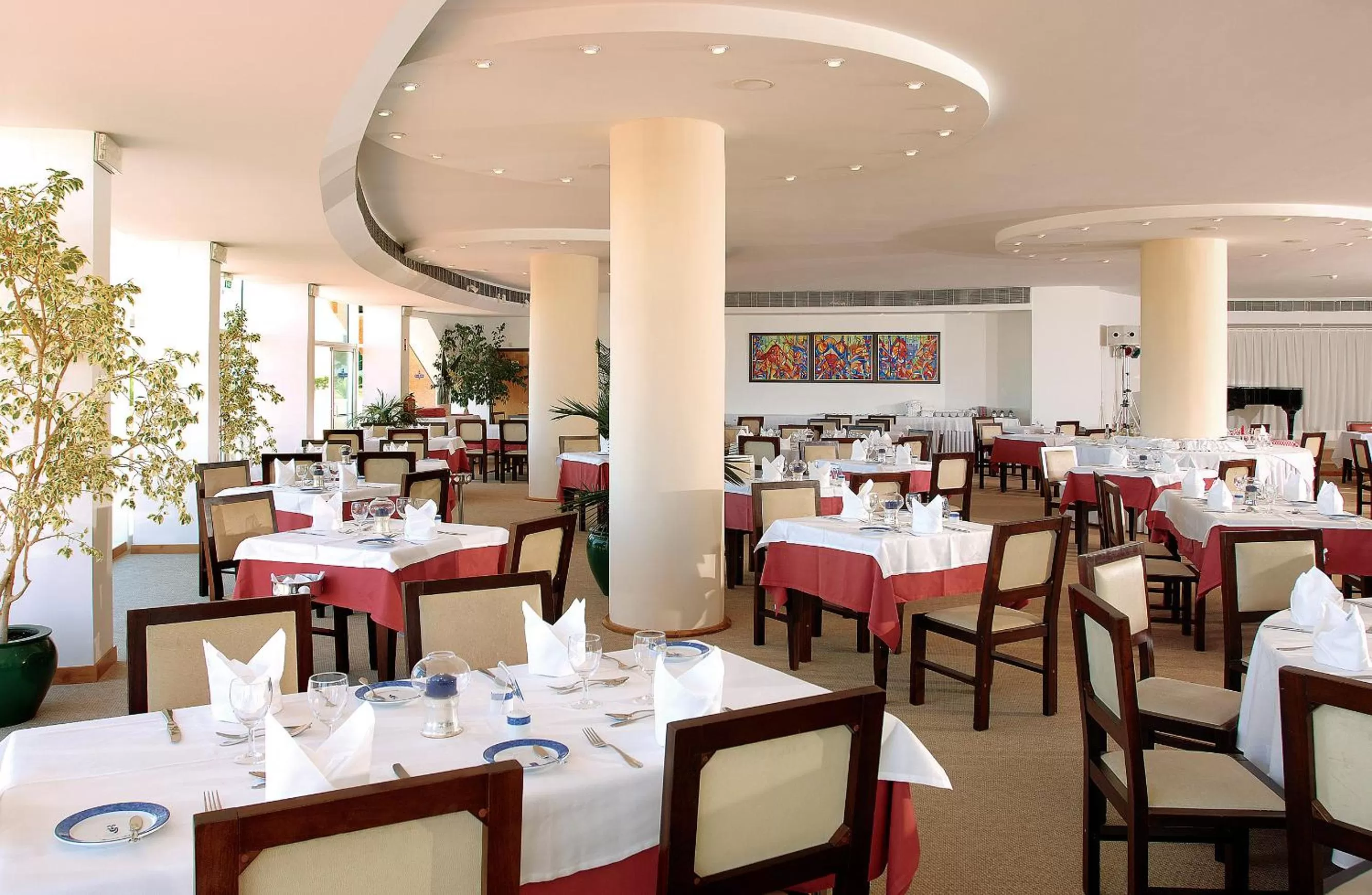 Restaurant/places to eat in Hotel Apartamento Paraiso De Albufeira
