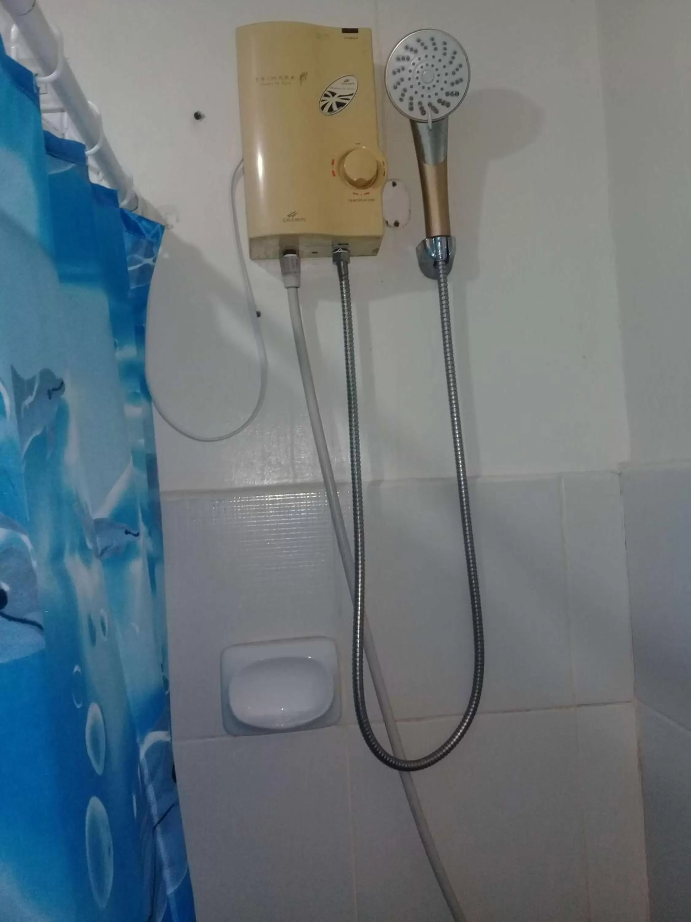 Bathroom in Kdorzmoonwalk Kassel Residences Paranaque