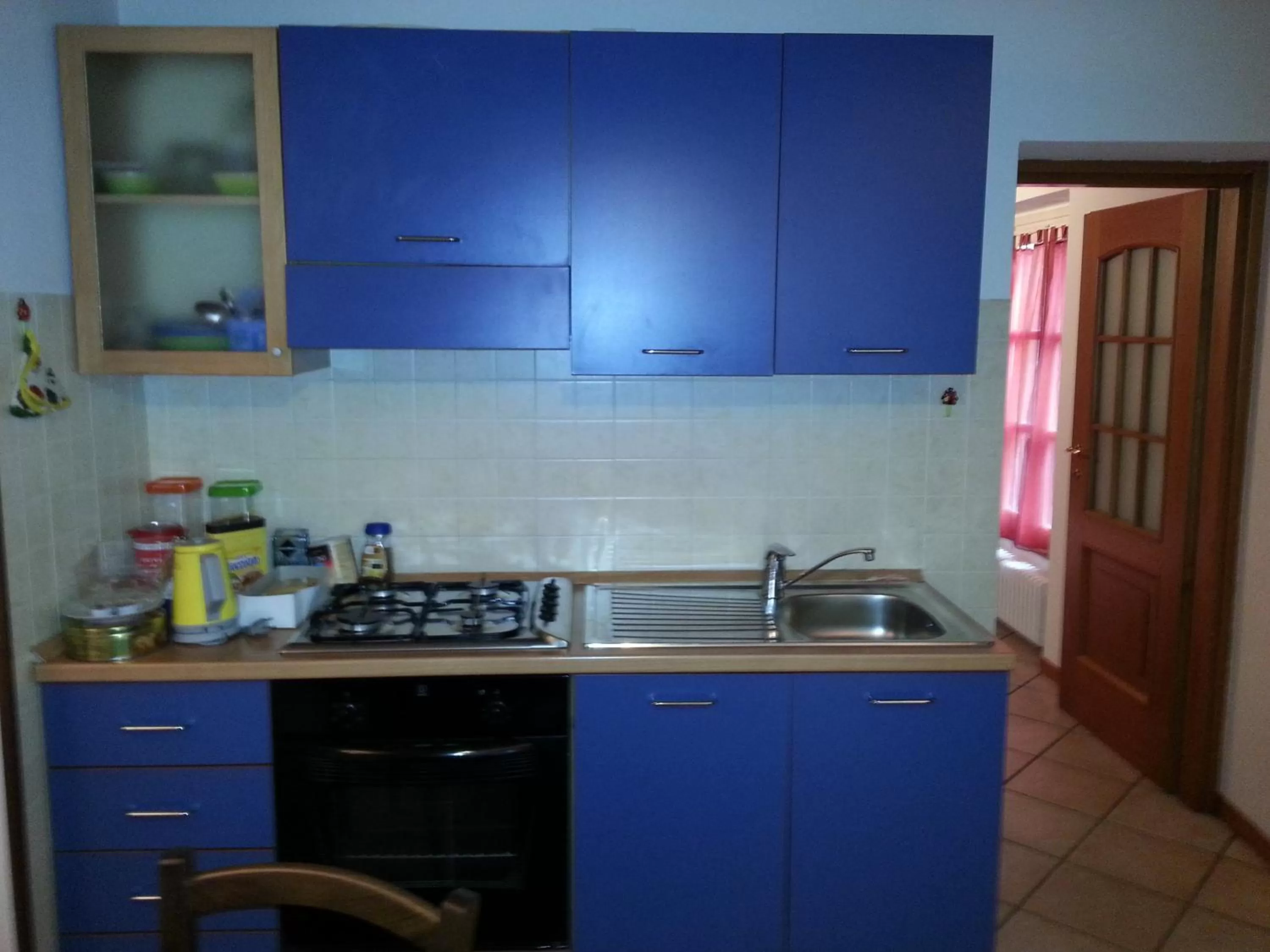 Kitchen or kitchenette in Zaffiro Blu Airport