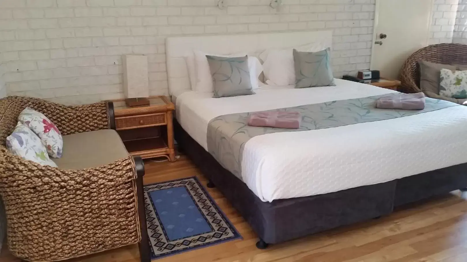 Holland Park Motel Holland Park Motel