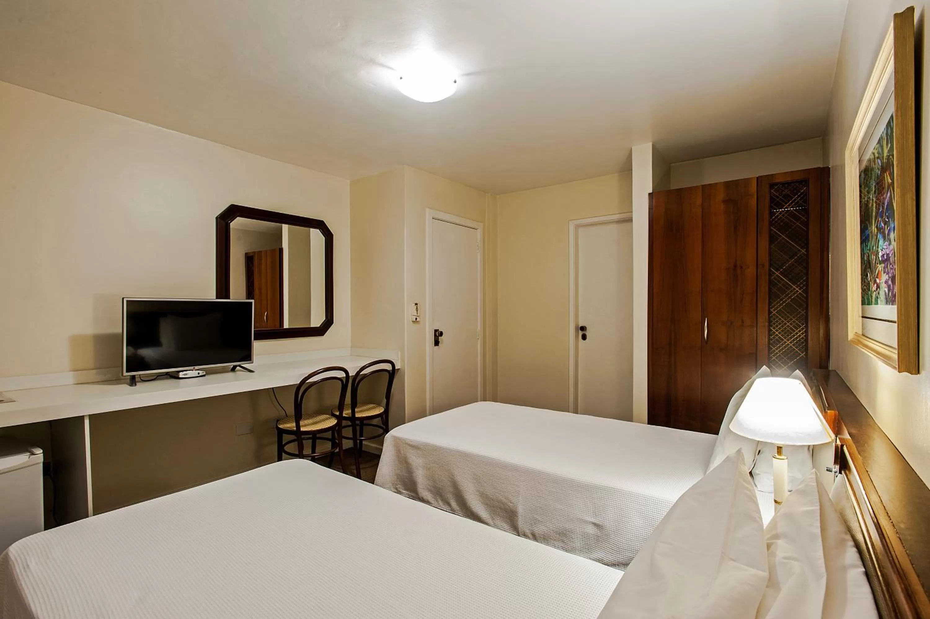 Photo of the whole room, Bed in Trevi Hotel e Business