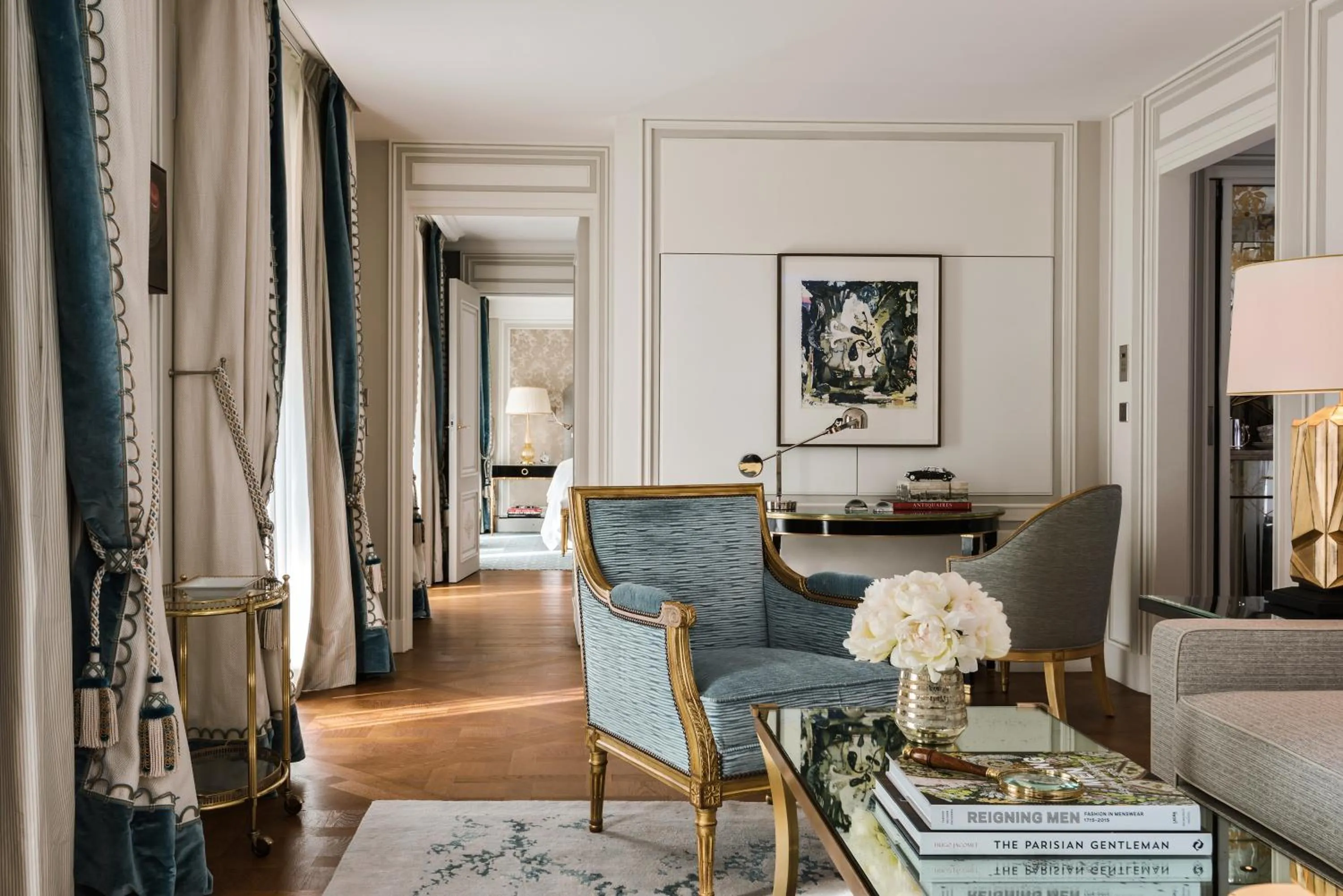 Living room in Hotel de Crillon
