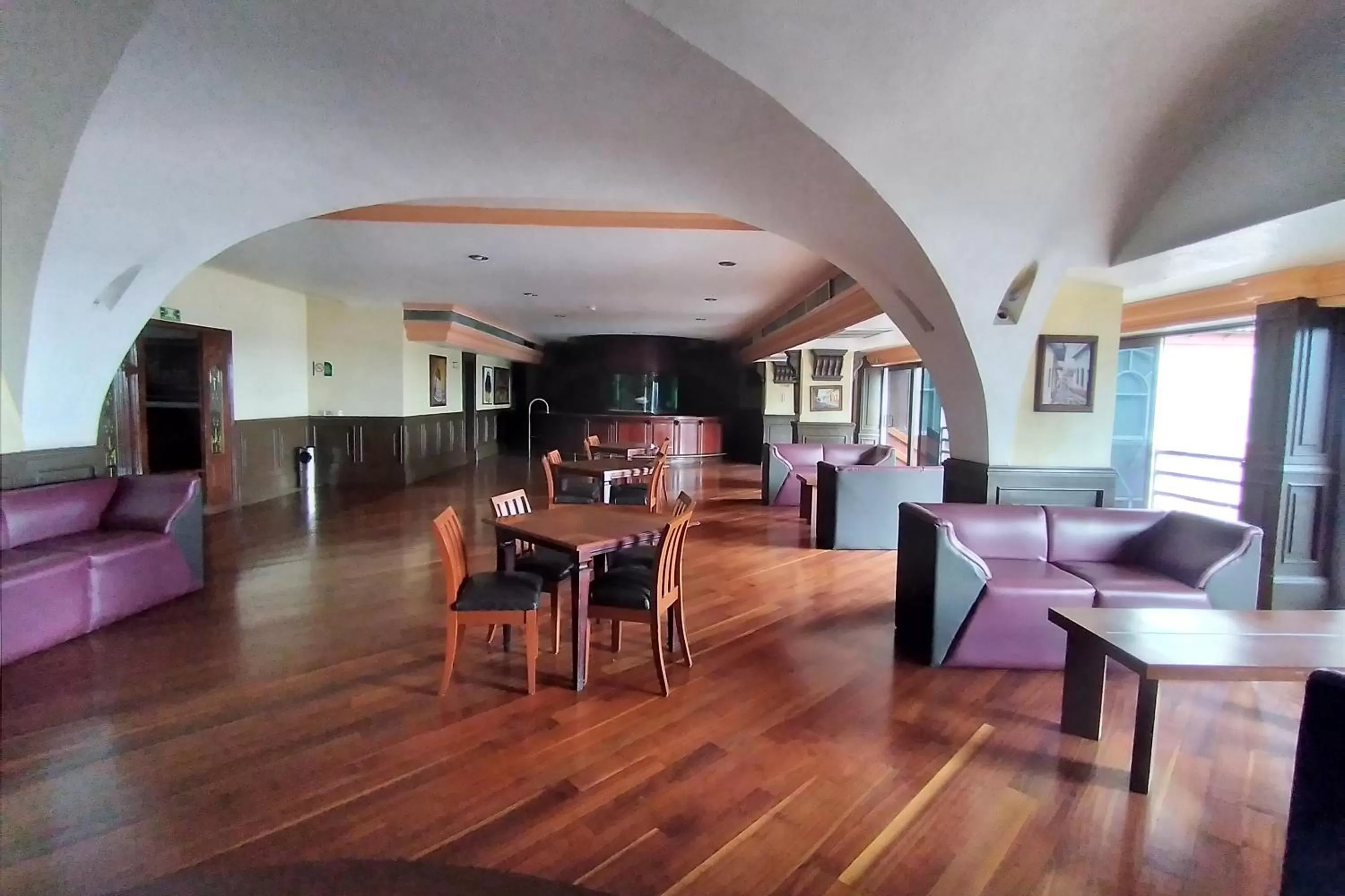 Seating area in Hotel Maria Victoria Xalapa