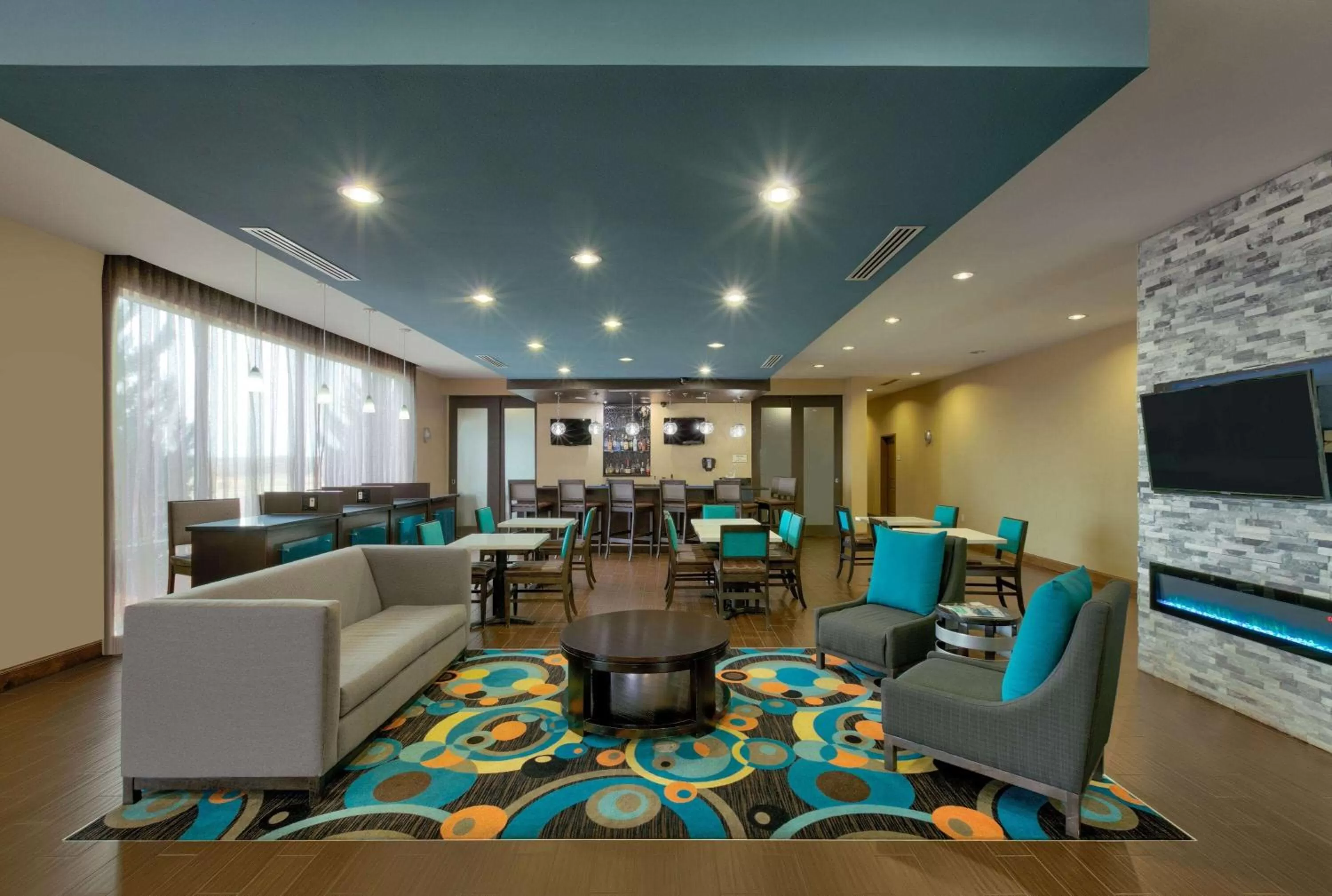 Lobby or reception in La Quinta by Wyndham Clinton Historic Route 66