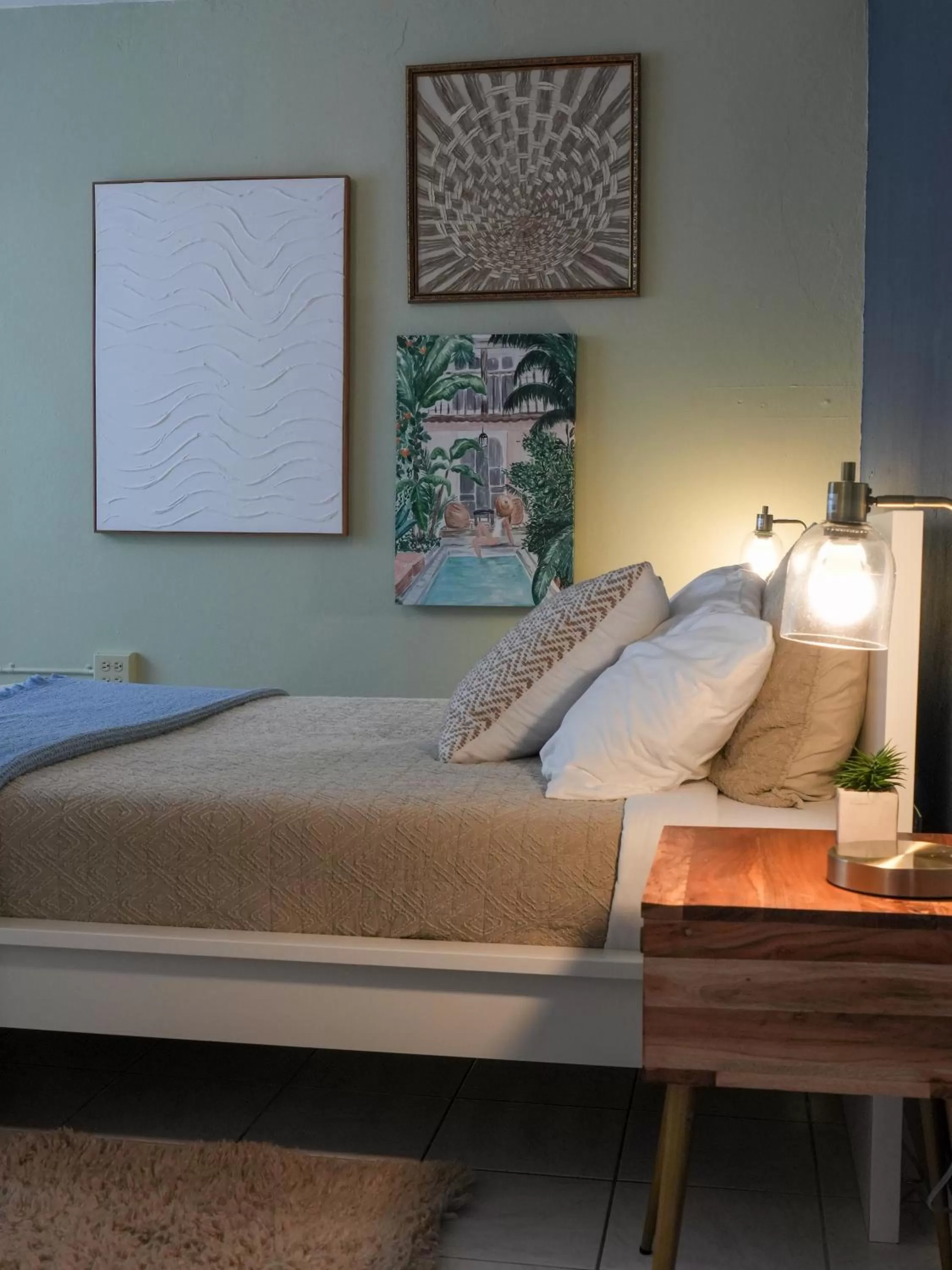 Bed in El Flamingo Beach Club