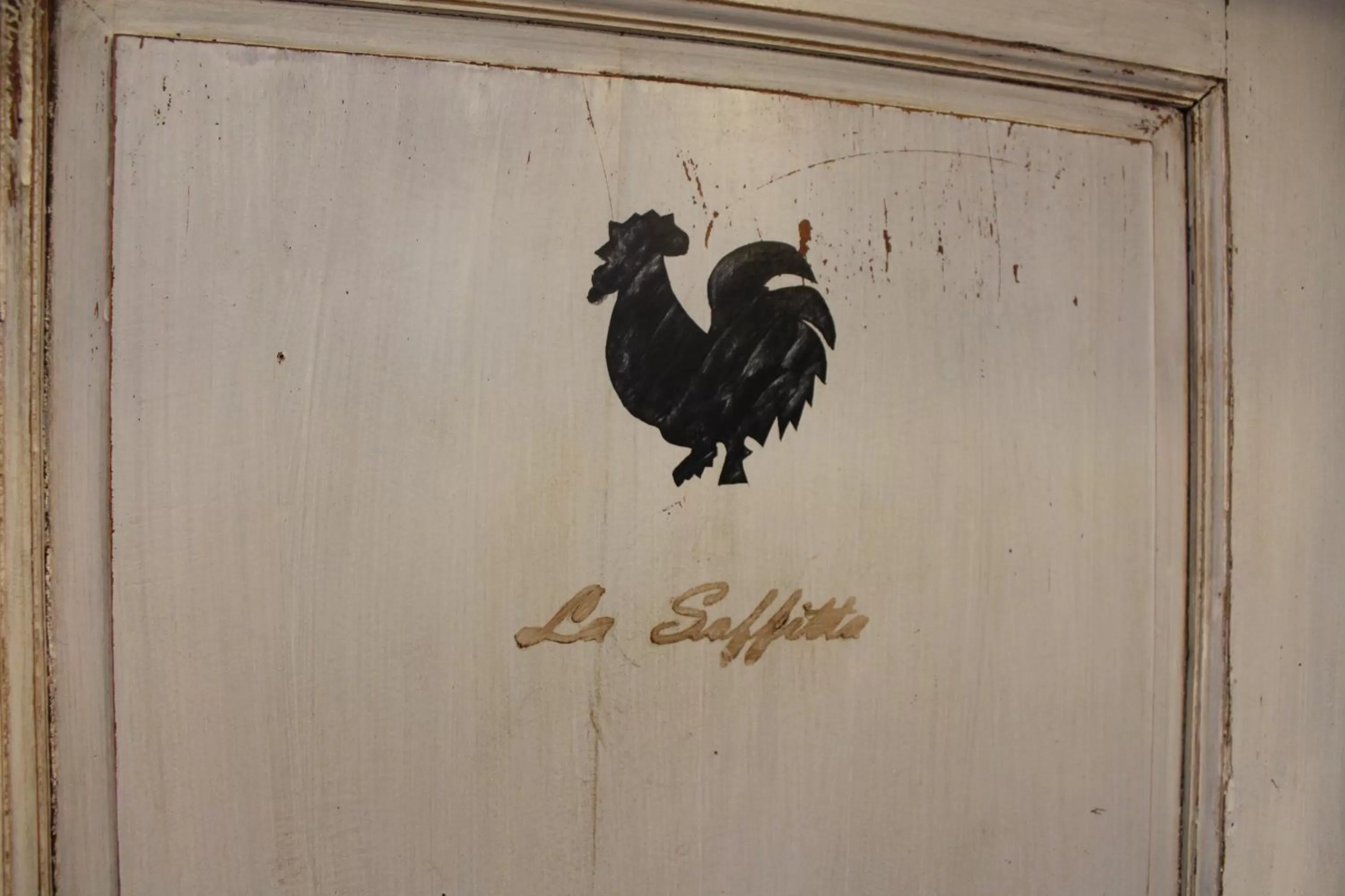 Decorative detail in Le Terrazze Del Chianti b&b Residenza d'Epoca e di Charme