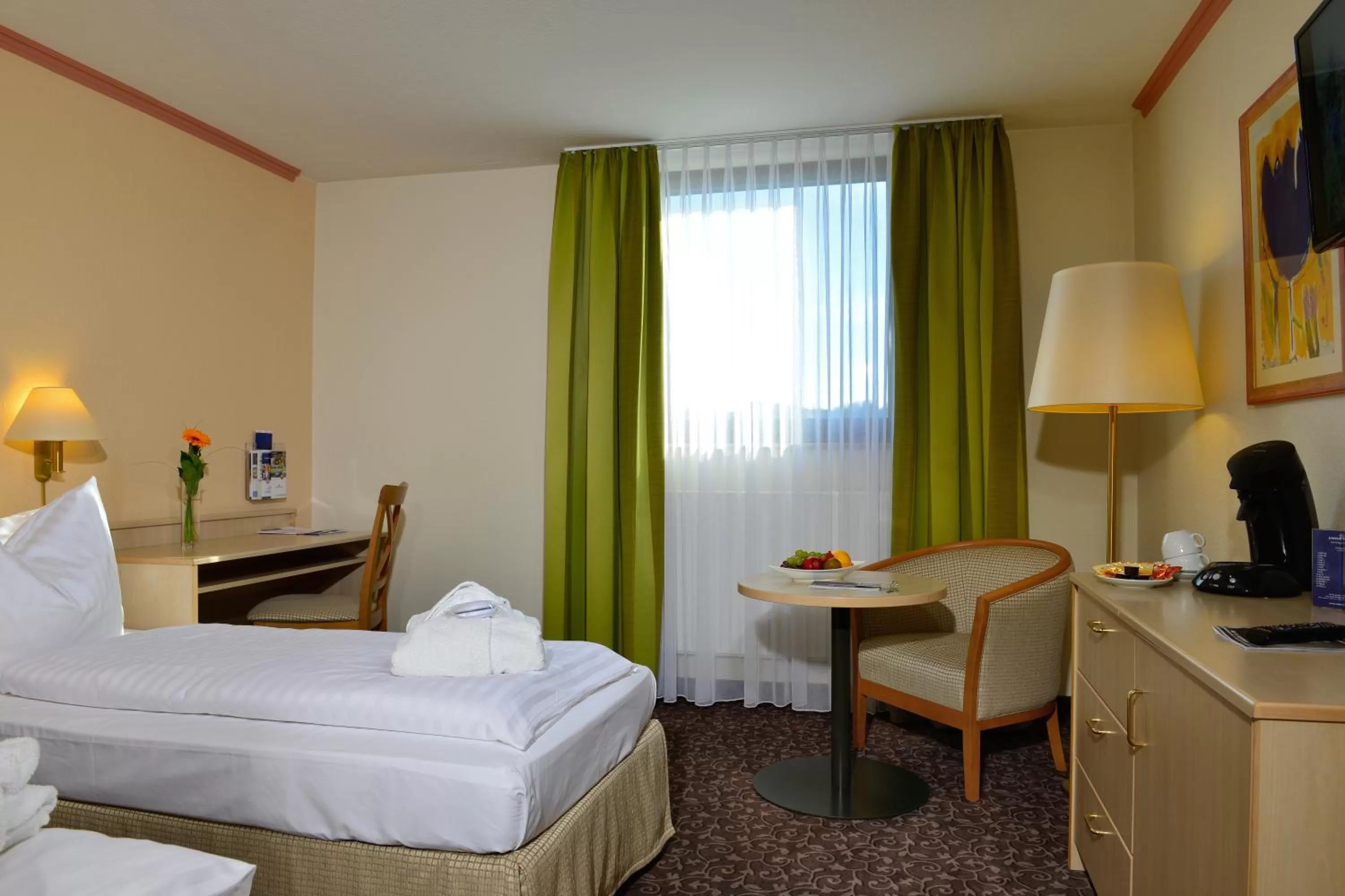 Photo of the whole room, Bed in PLAZA INN Leonberg