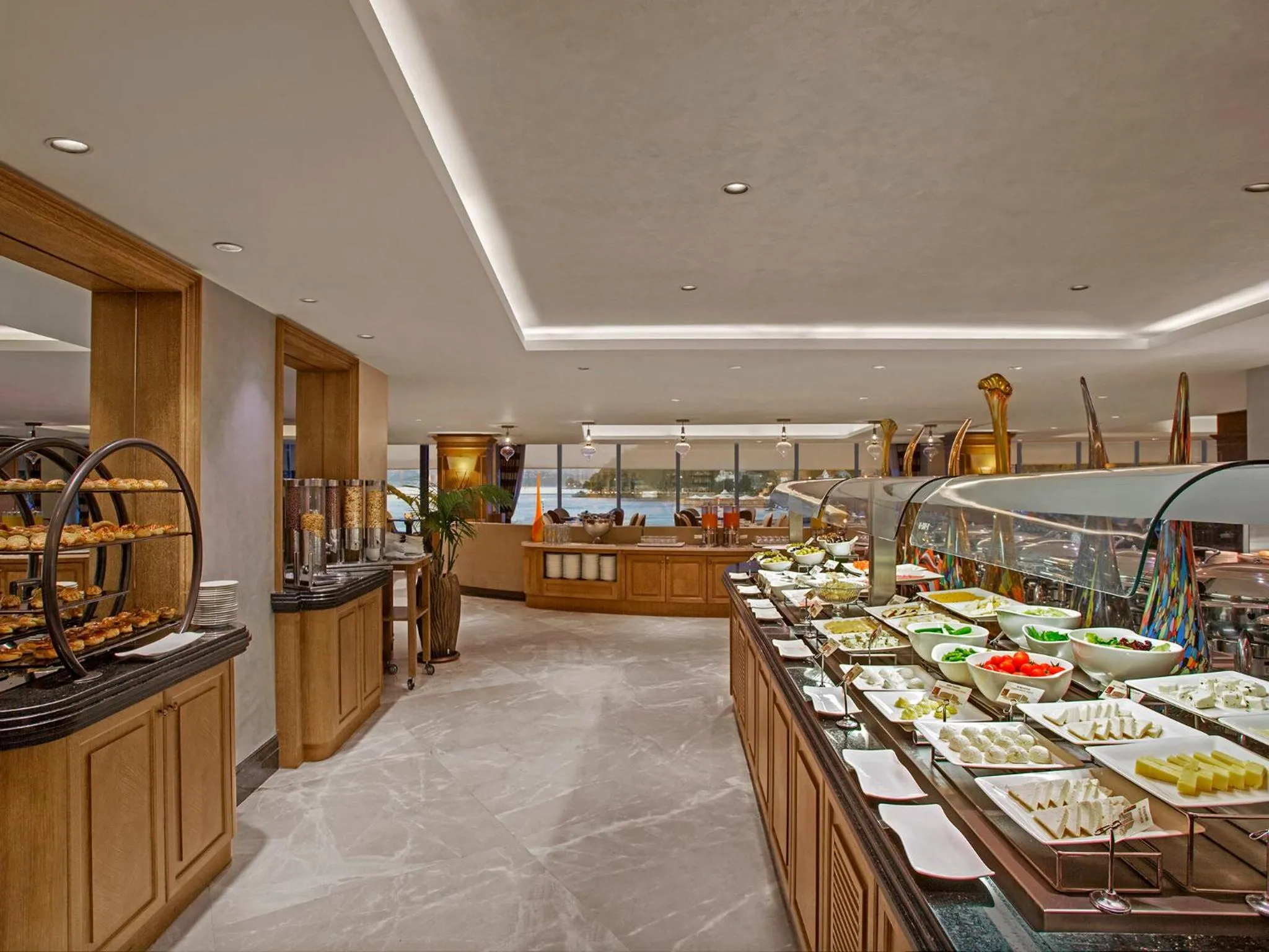 Food in The Grand Tarabya Managed by Accor